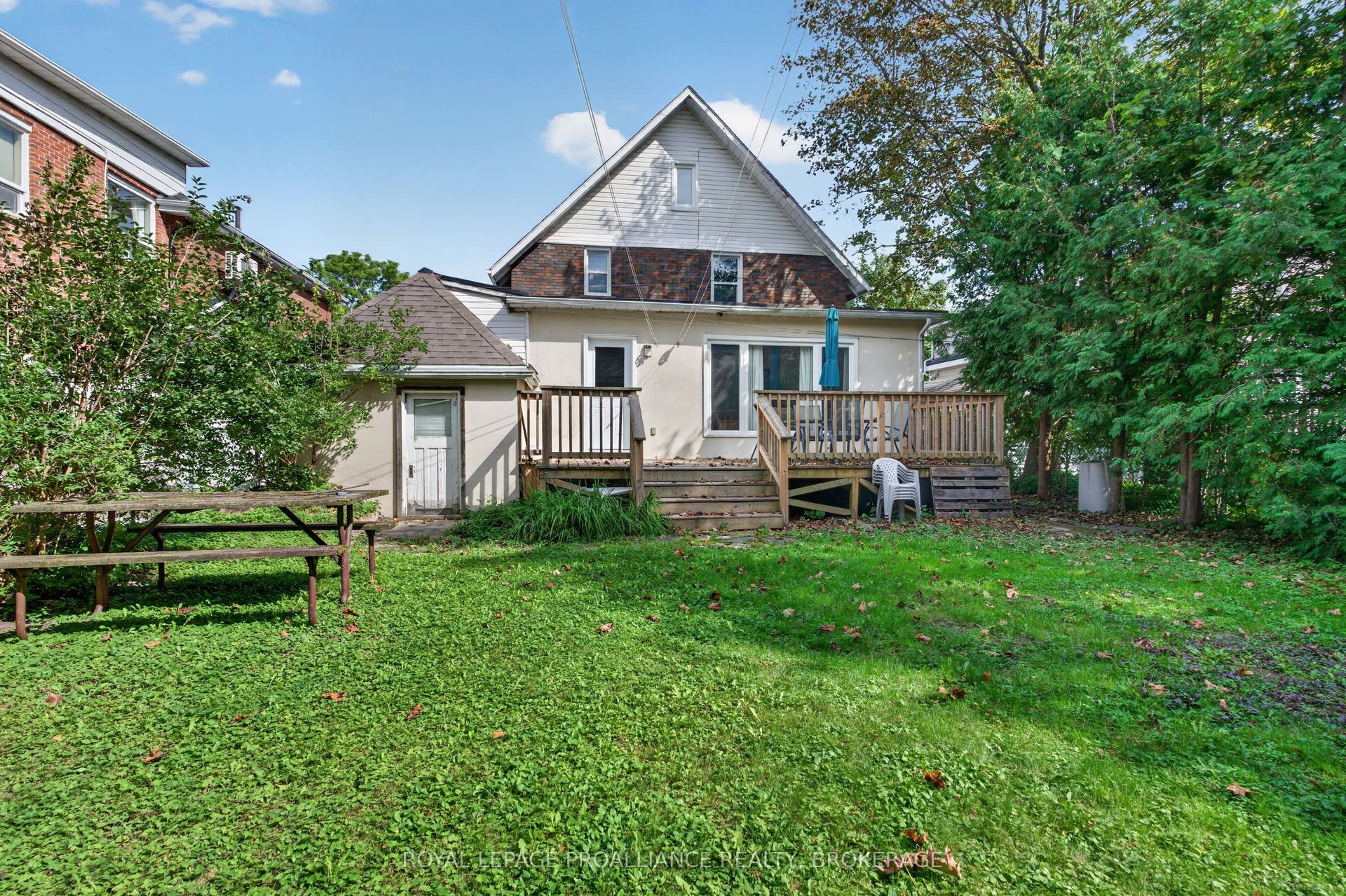 130 MACDONNELL Street, Kingston, Frontenac ON K7L 4B8