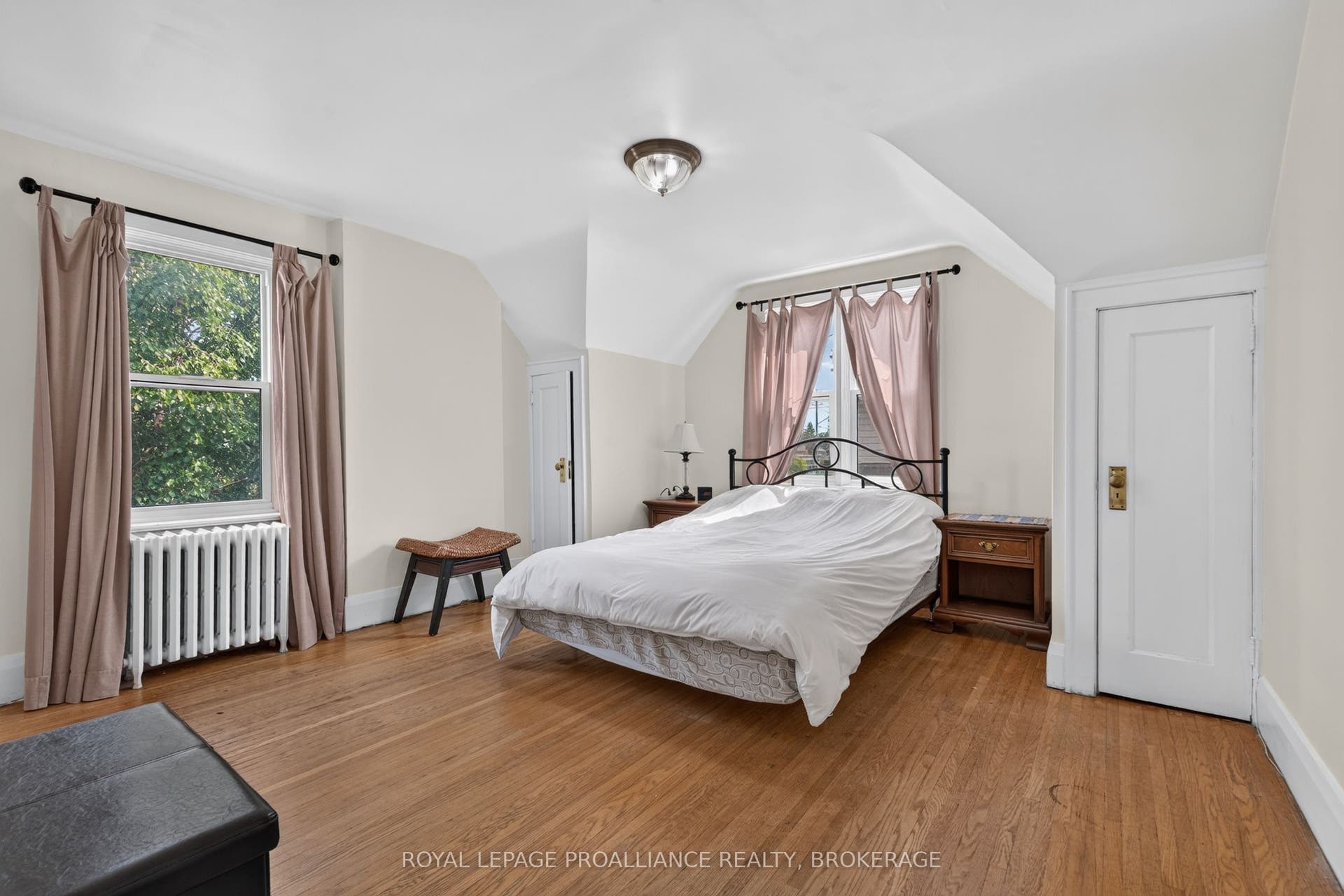130 MACDONNELL Street, Kingston, Frontenac ON K7L 4B8