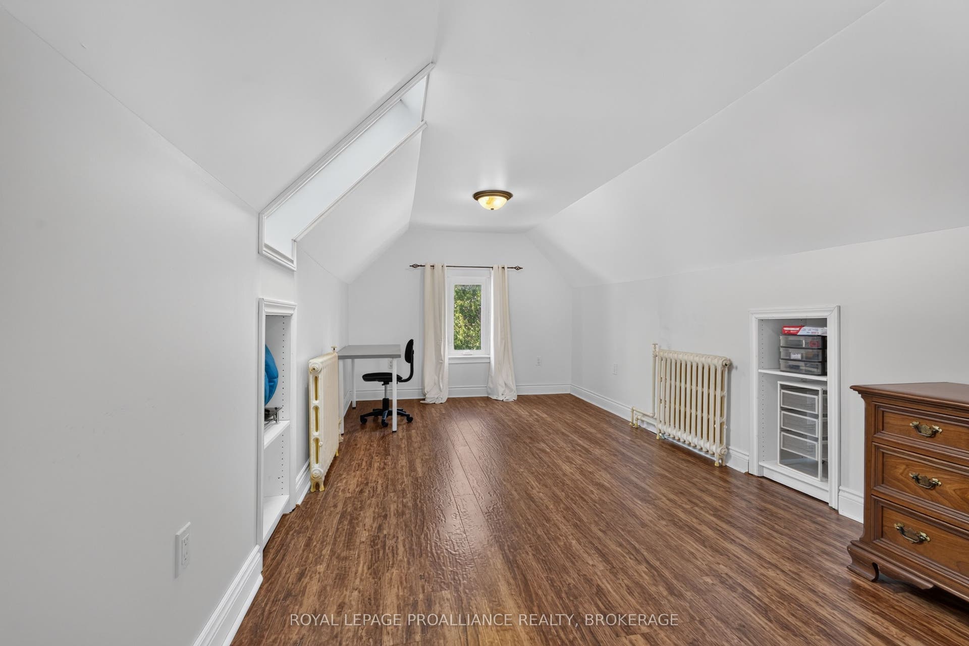 130 MACDONNELL Street, Kingston, Frontenac ON K7L 4B8
