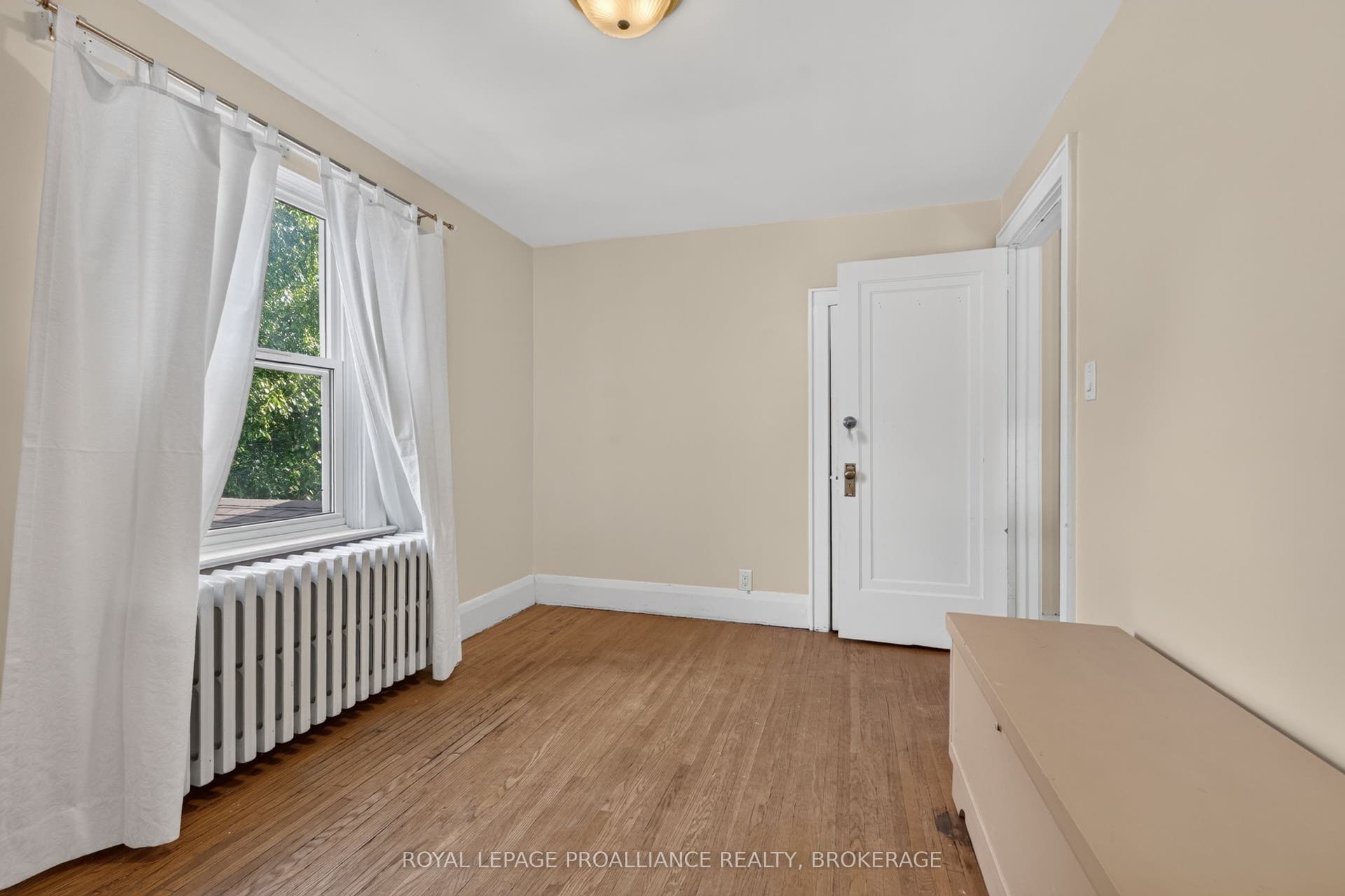 130 MACDONNELL Street, Kingston, Frontenac ON K7L 4B8