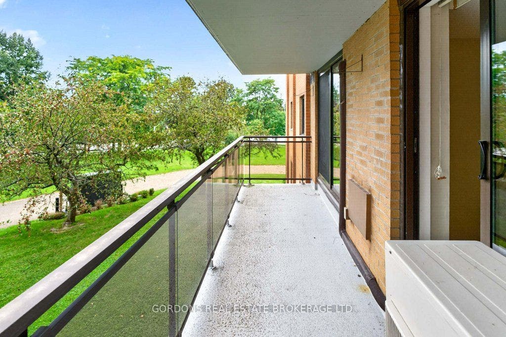 120 Barrett Court, #201, Kingston, Frontenac ON K7L 5H6 120 Barrett Court, #201, Kingston, Frontenac ON K7L 5H6