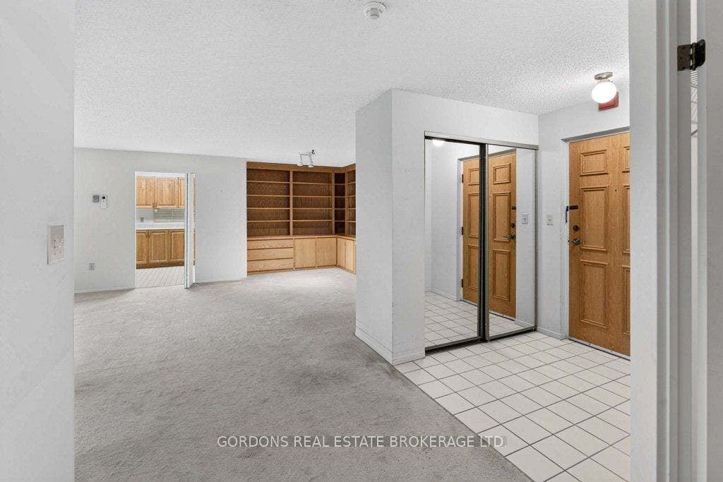 120 Barrett Court, #201, Kingston, Frontenac ON K7L 5H6 120 Barrett Court, #201, Kingston, Frontenac ON K7L 5H6
