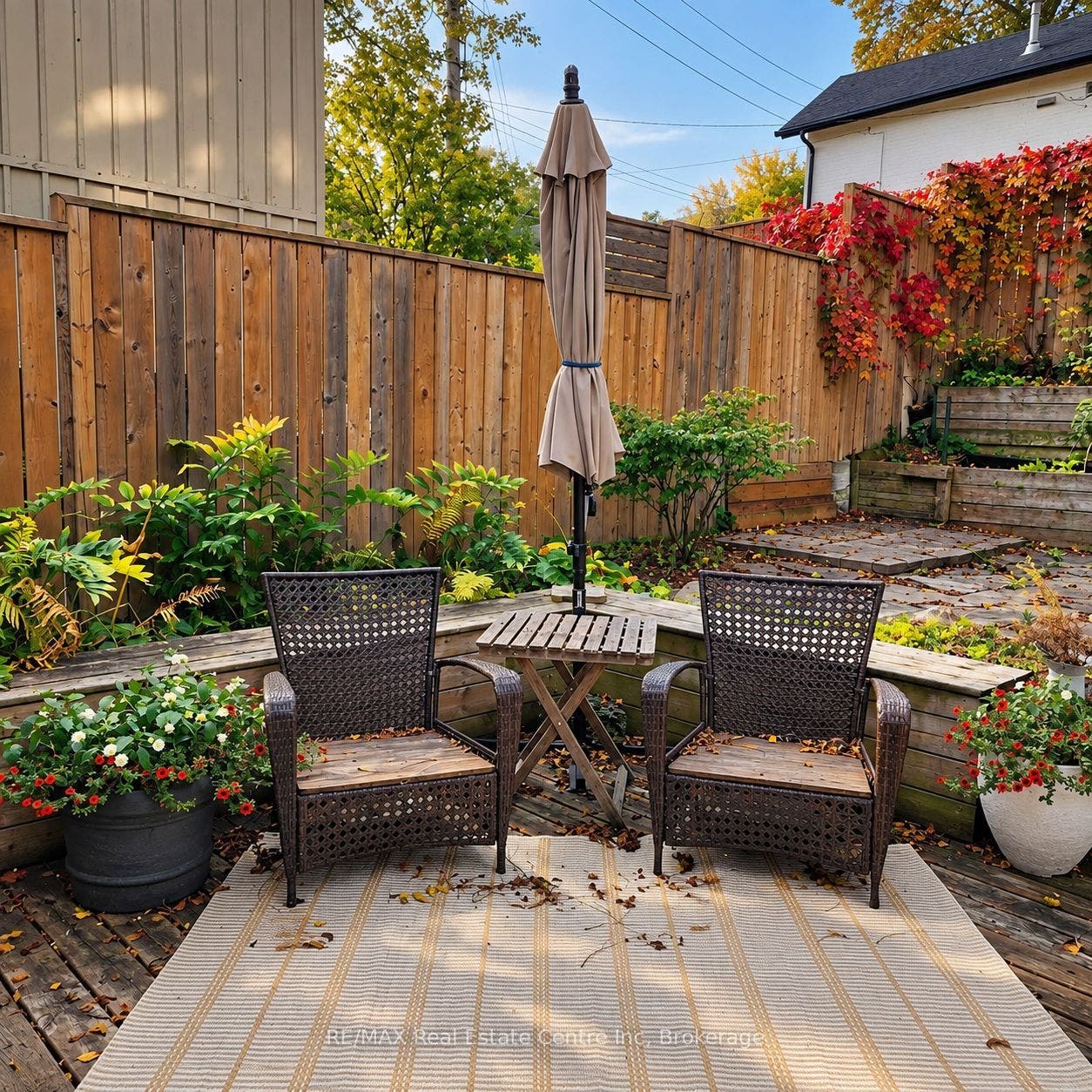 6 Dufferin Street, Guelph, Wellington ON N1H 4A1 6 Dufferin Street, Guelph, Wellington ON N1H 4A1