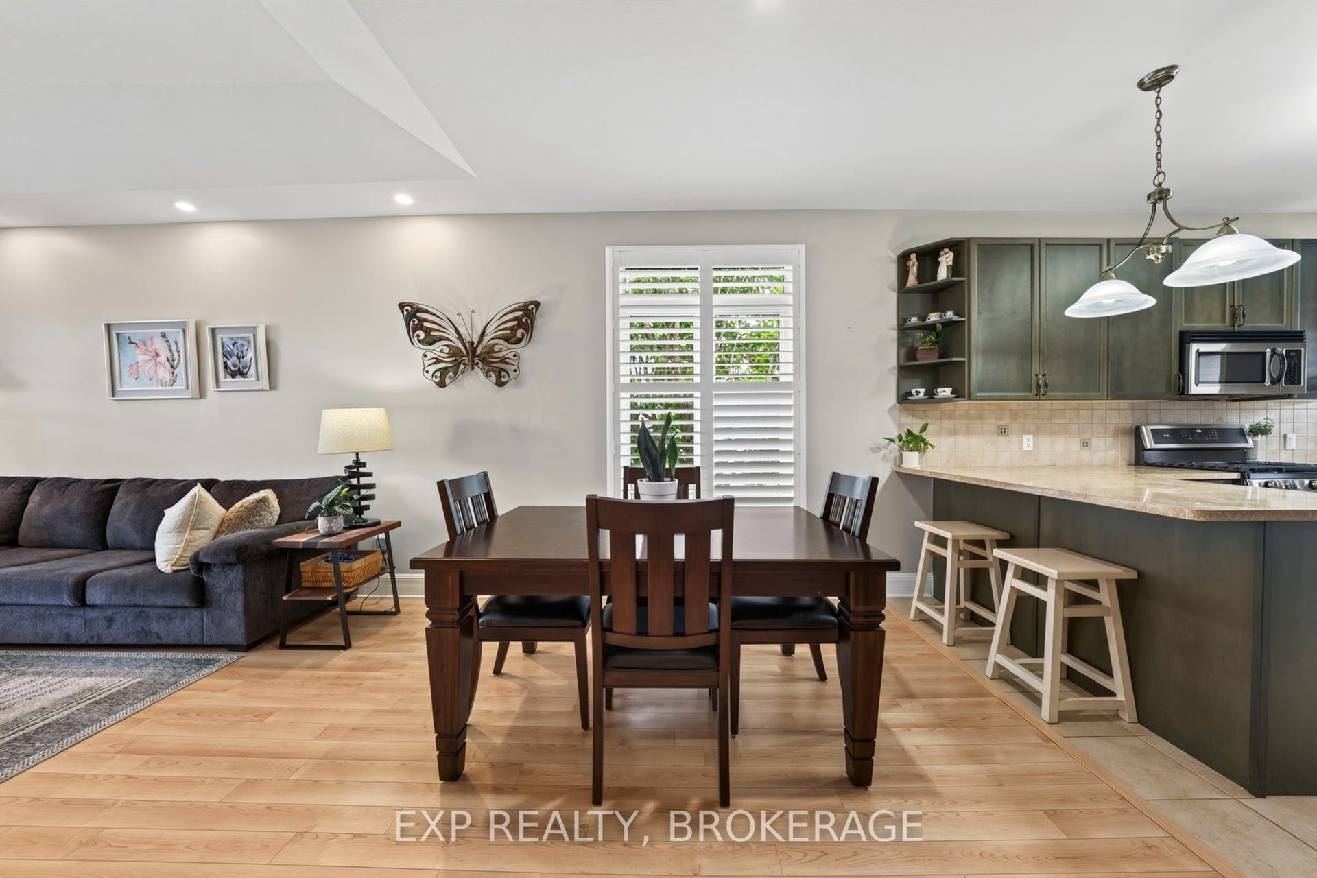 411 Abbot Street, Kingston, Frontenac ON K7P 3J4