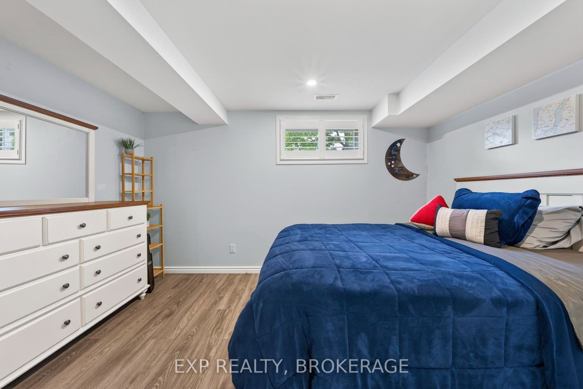 411 Abbot Street, Kingston, Frontenac ON K7P 3J4