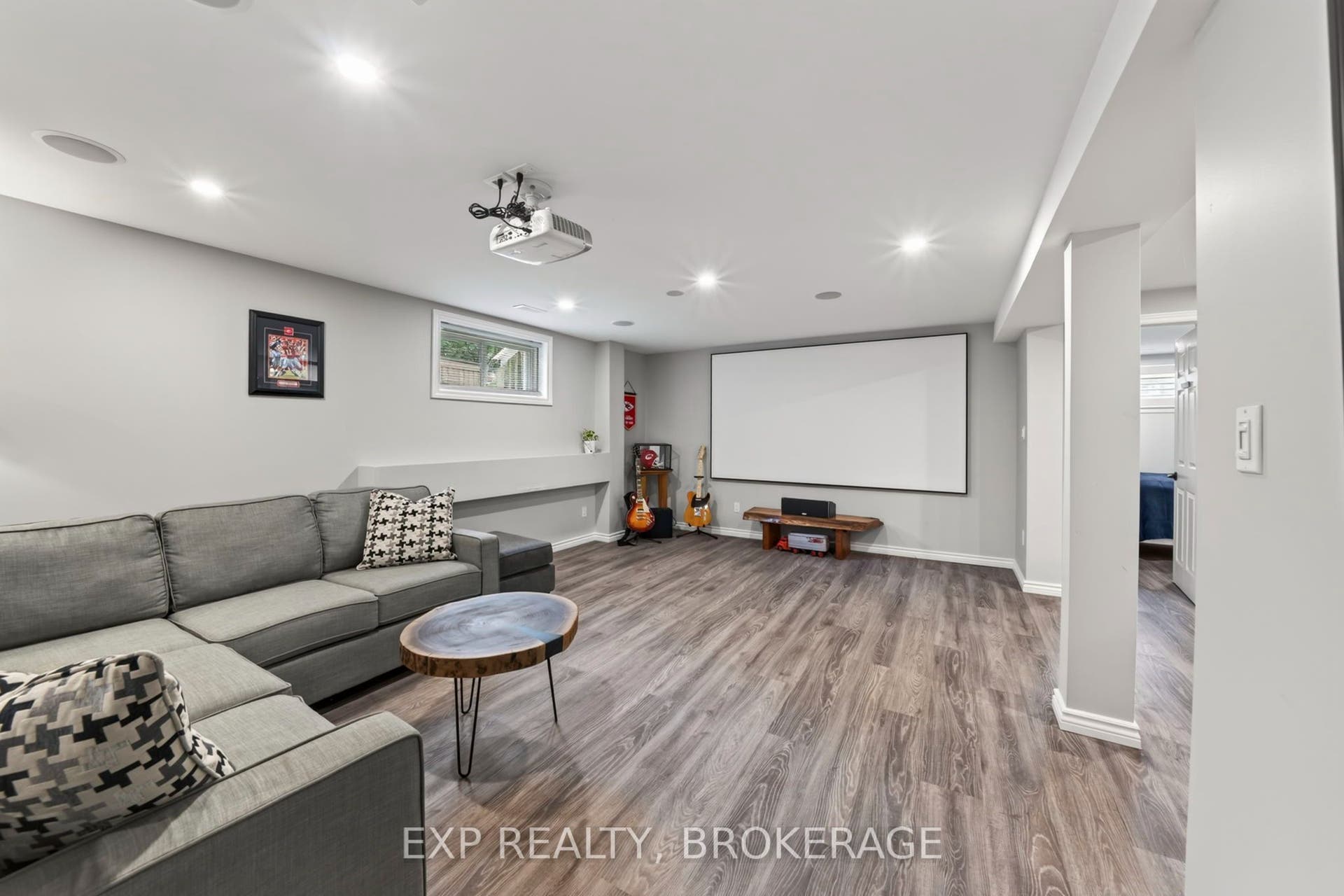 411 Abbot Street, Kingston, Frontenac ON K7P 3J4