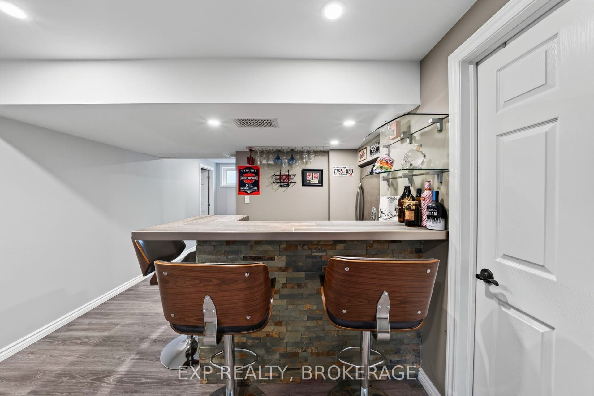 411 Abbot Street, Kingston, Frontenac ON K7P 3J4