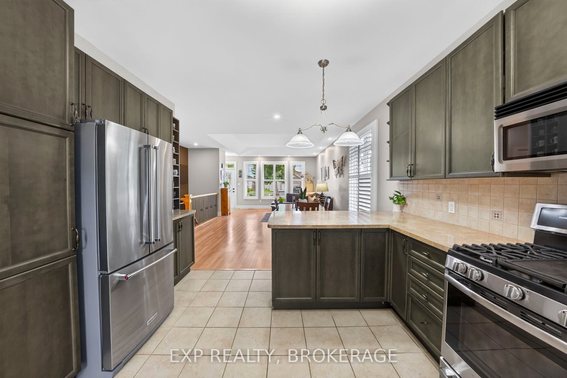 411 Abbot Street, Kingston, Frontenac ON K7P 3J4