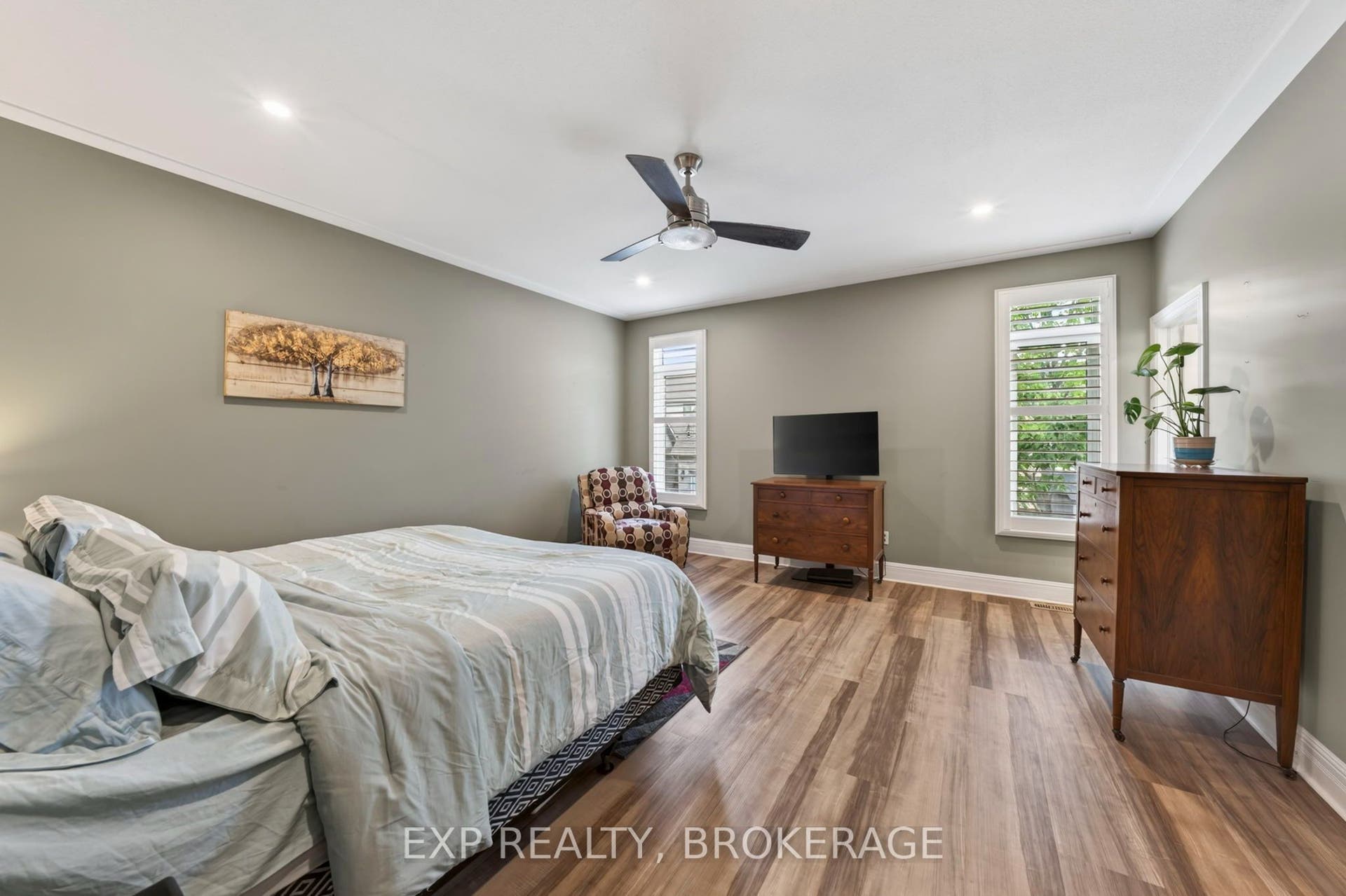 411 Abbot Street, Kingston, Frontenac ON K7P 3J4