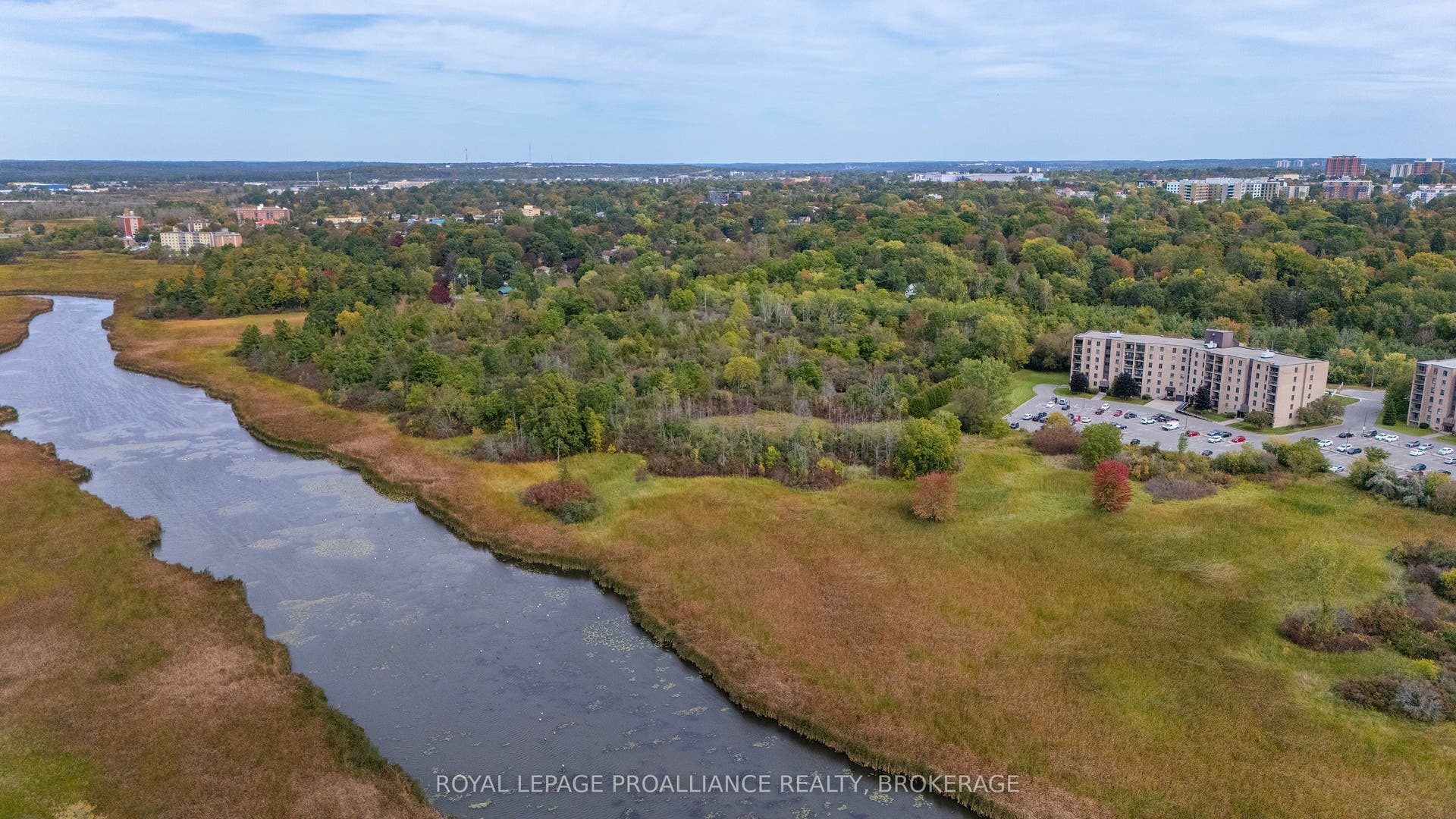358 Queen Mary Road, #609, Kingston, Frontenac ON K7M 7E8