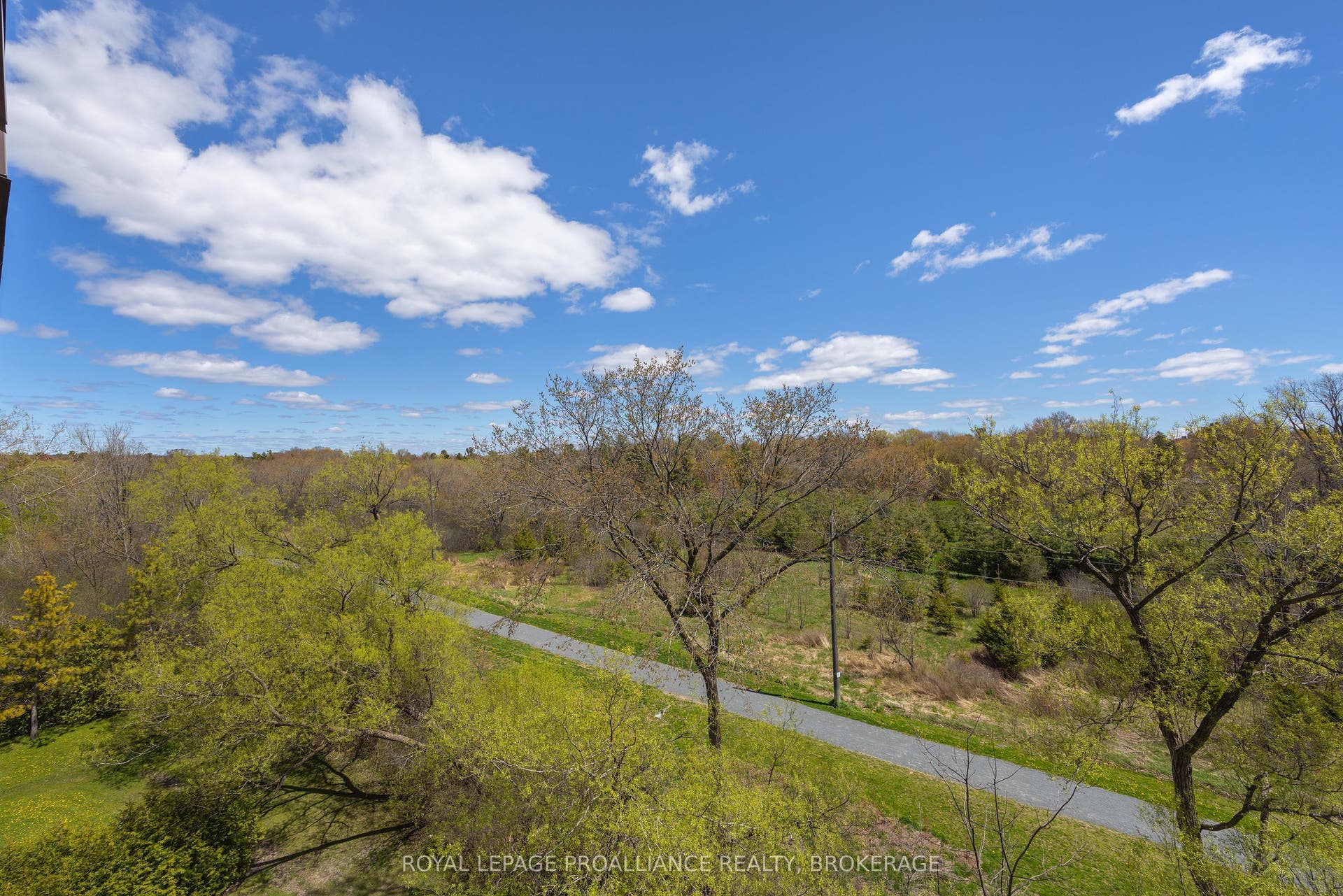 358 Queen Mary Road, #609, Kingston, Frontenac ON K7M 7E8