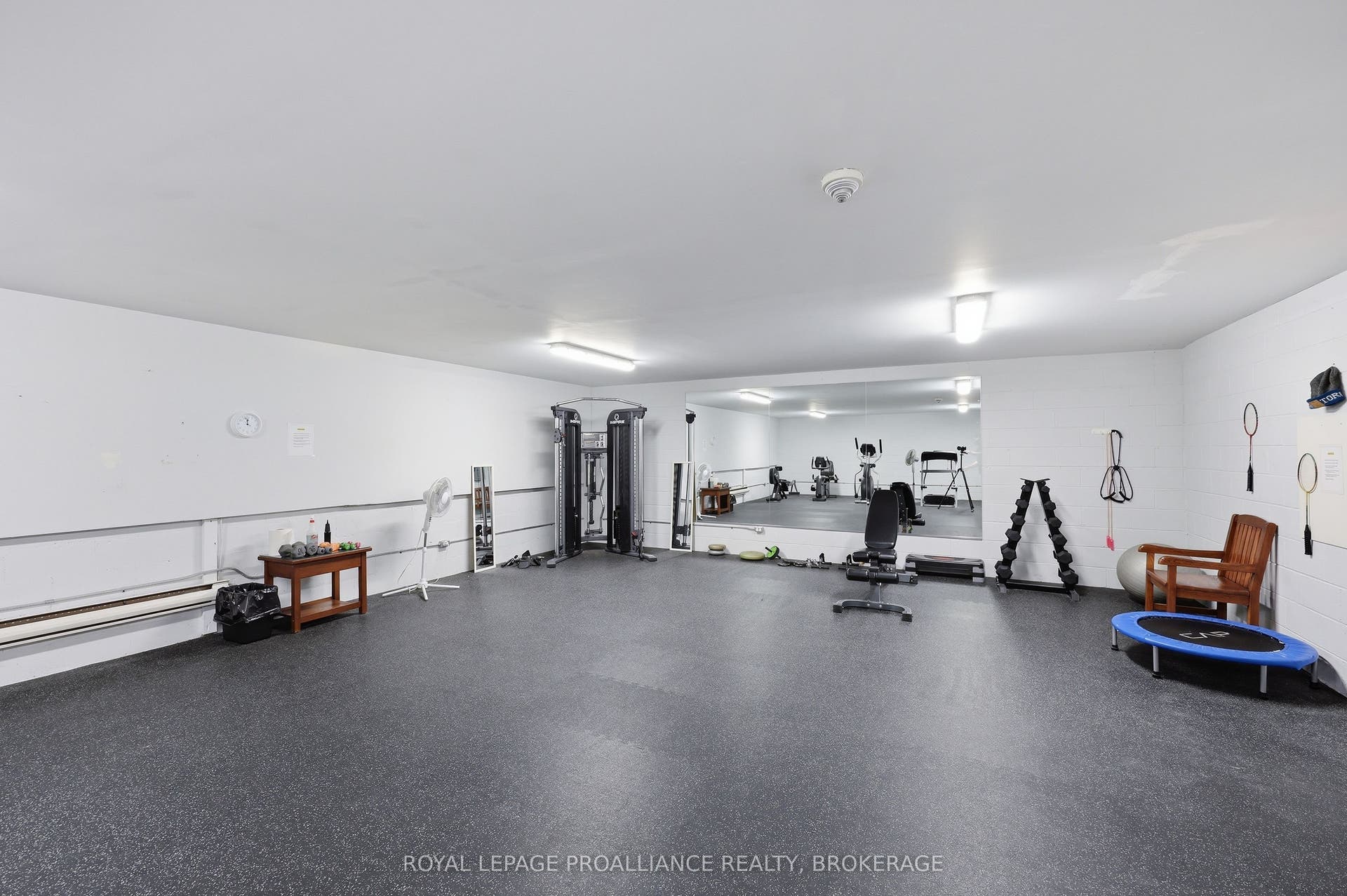 358 Queen Mary Road, #609, Kingston, Frontenac ON K7M 7E8