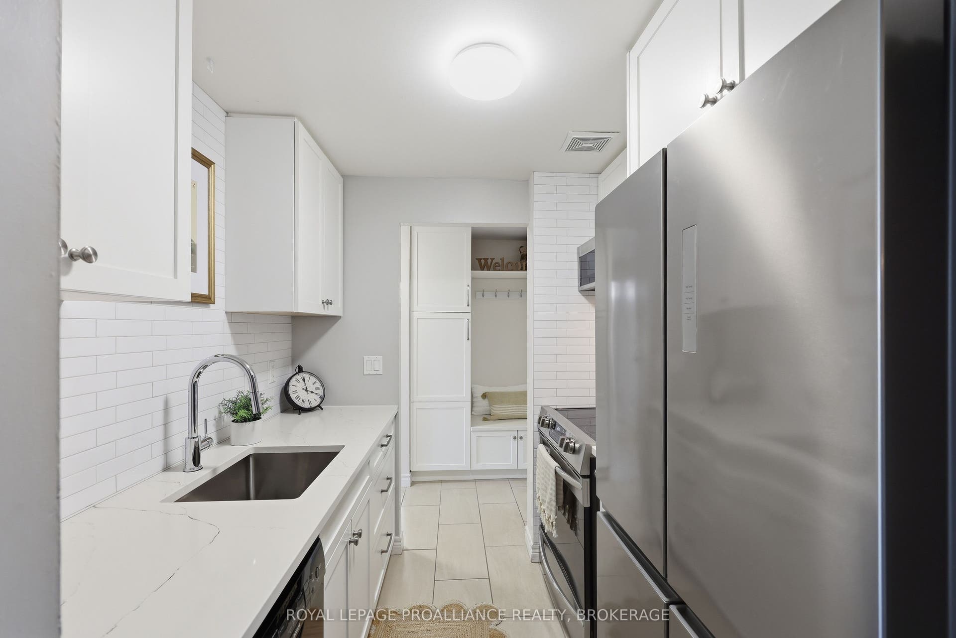 358 Queen Mary Road, #609, Kingston, Frontenac ON K7M 7E8