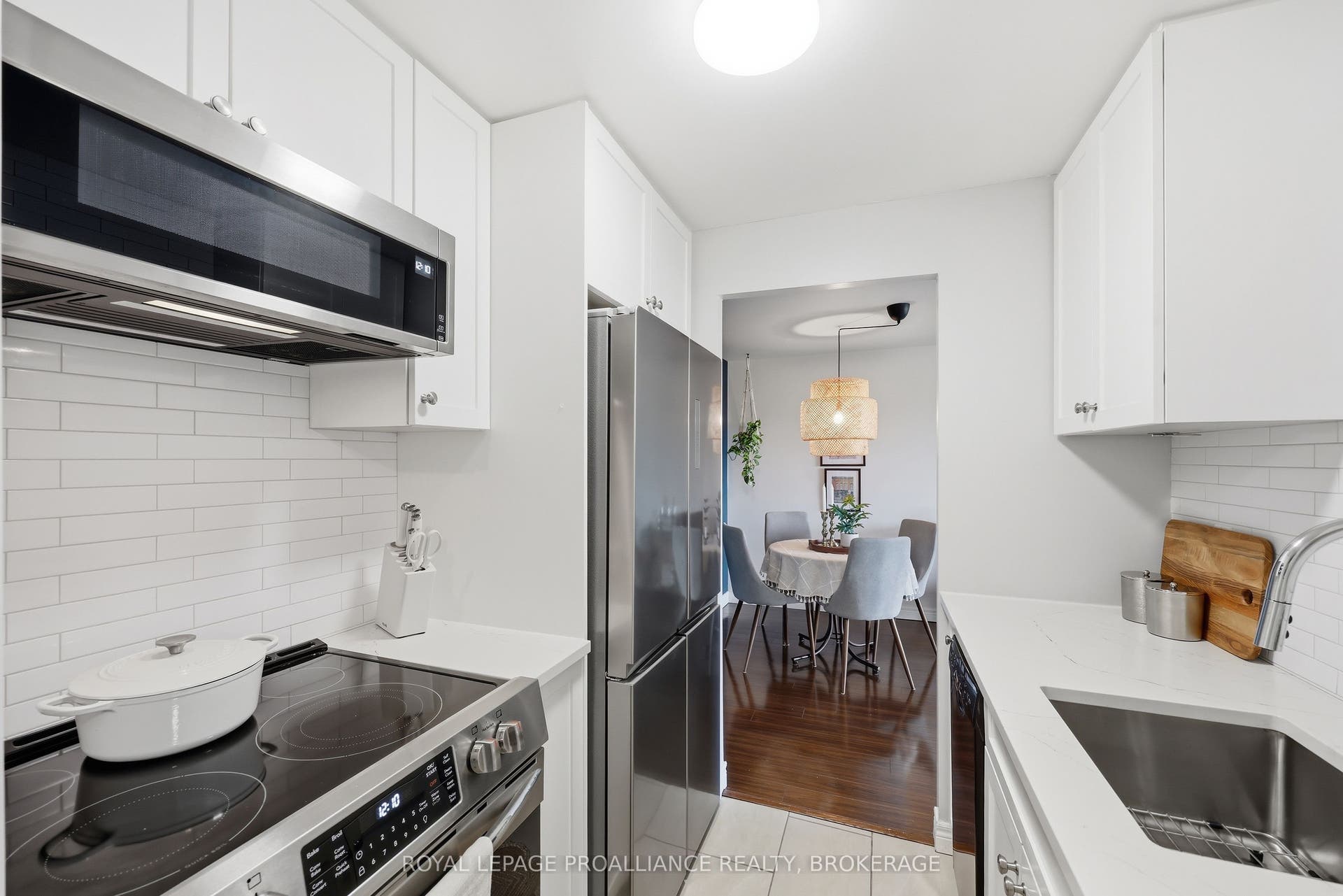 358 Queen Mary Road, #609, Kingston, Frontenac ON K7M 7E8