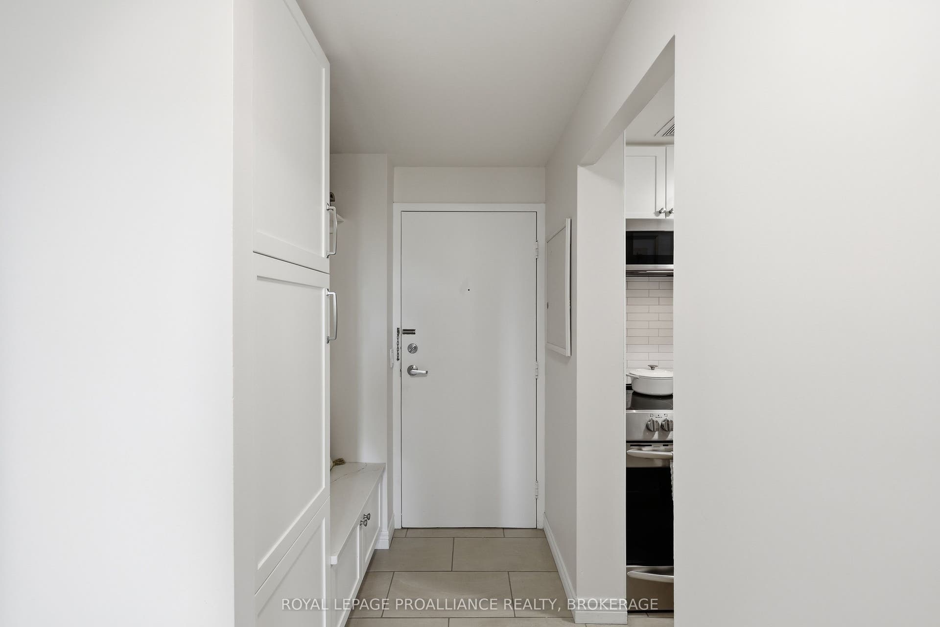358 Queen Mary Road, #609, Kingston, Frontenac ON K7M 7E8