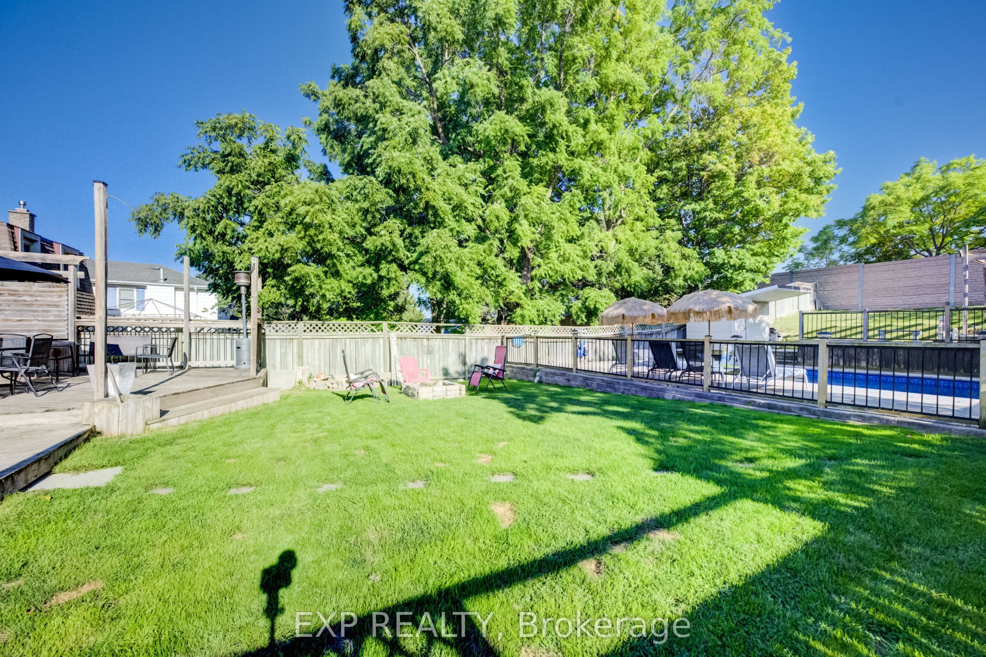 80 Glen Lake Crescent, Kitchener, Waterloo ON N2N 1C5 80 Glen Lake Crescent, Kitchener, Waterloo ON N2N 1C5