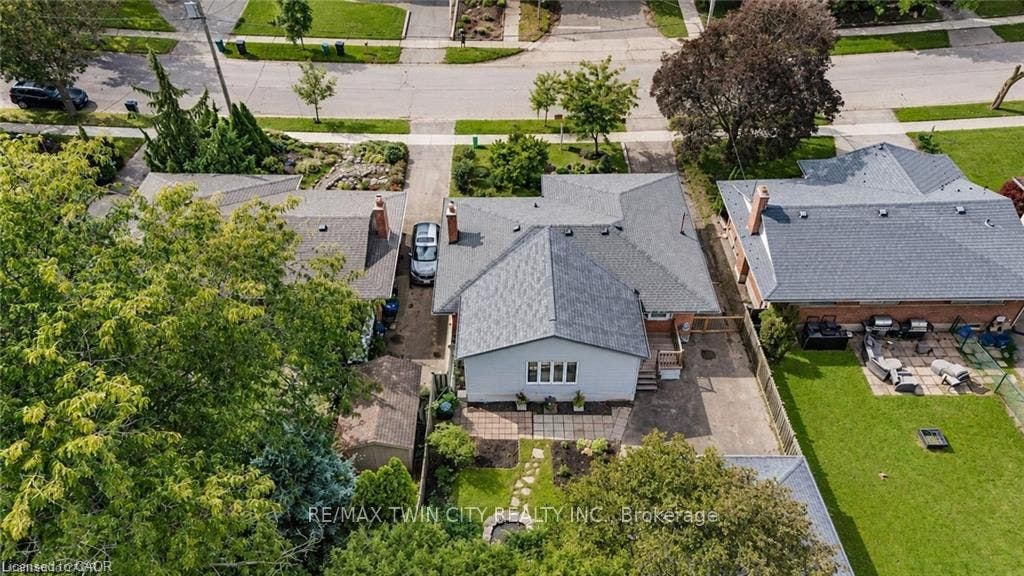 507 Manchester Road, Kitchener, Waterloo ON N2B 1A7 507 Manchester Road, Kitchener, Waterloo ON N2B 1A7