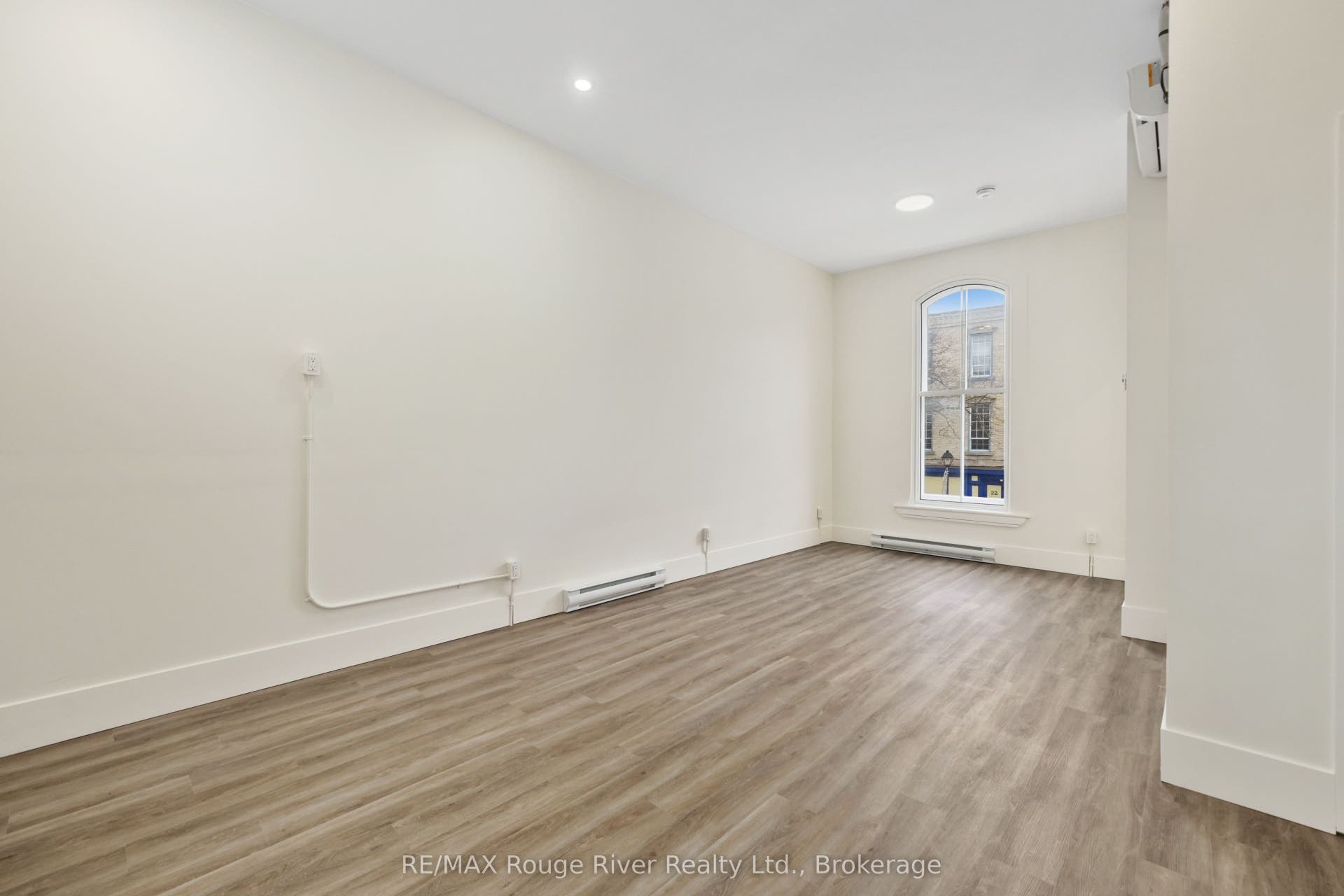 29a King Street W, #203, Cobourg, Northumberland ON K9A 2M1
