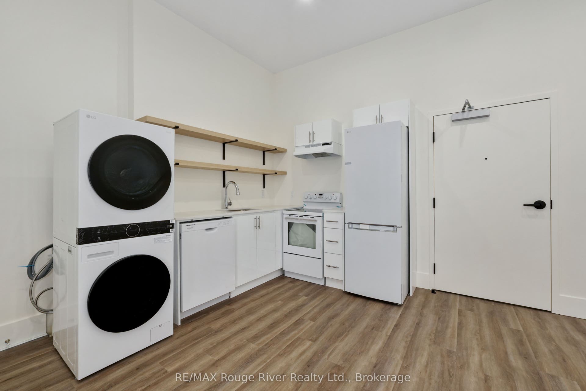 29a King Street W, #203, Cobourg, Northumberland ON K9A 2M1