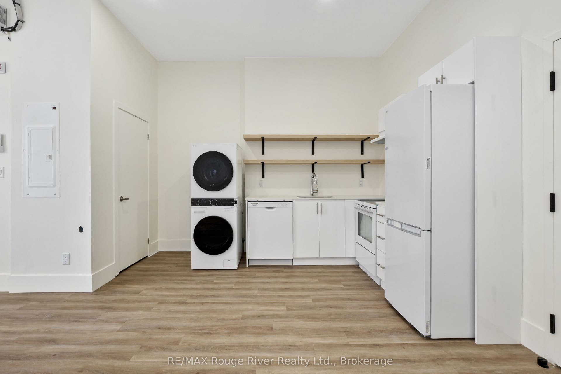 29a King Street W, #203, Cobourg, Northumberland ON K9A 2M1