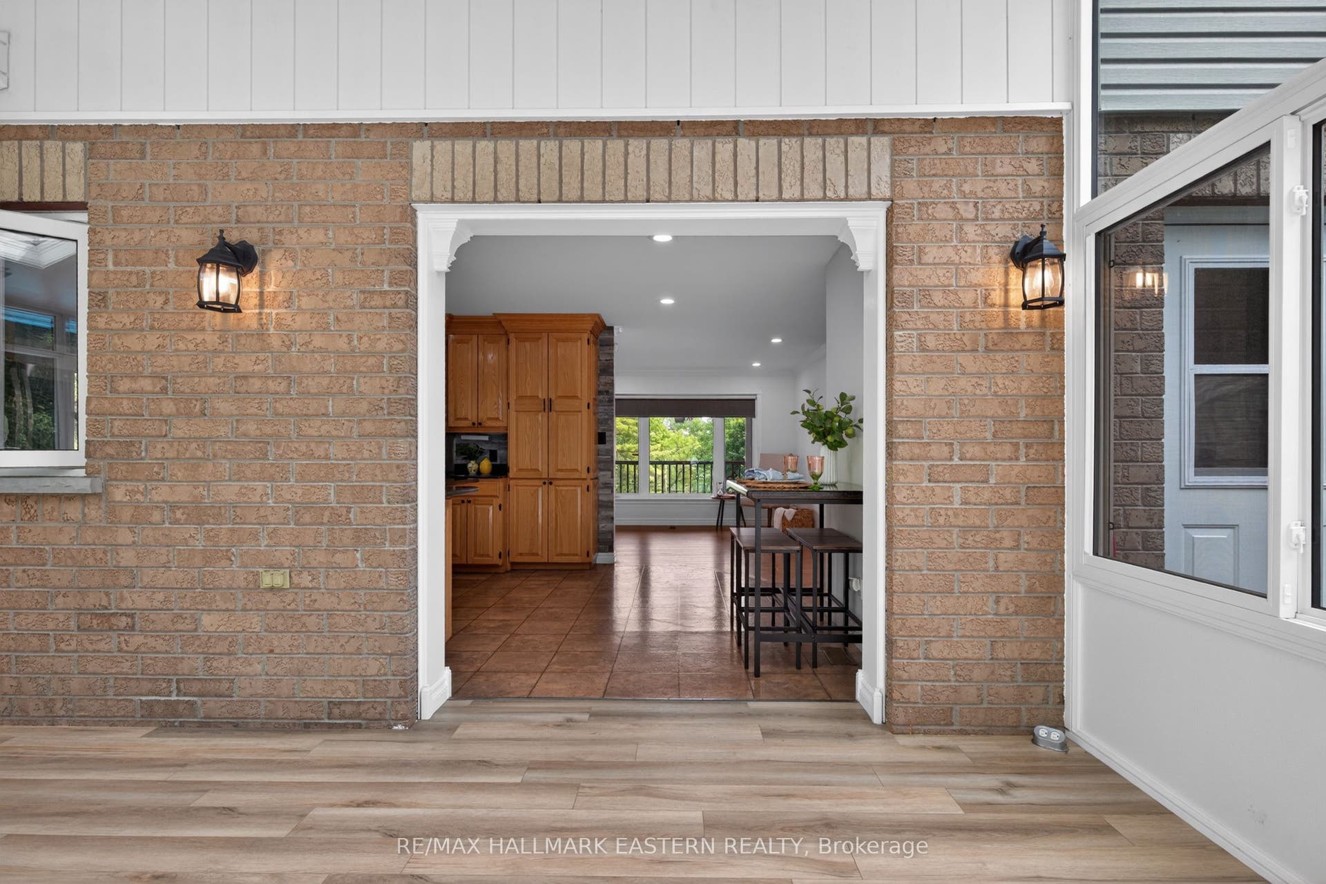 4038 Spring Road, Hamilton Township, Northumberland ON L1A 3V6 View From Sunroom into Home