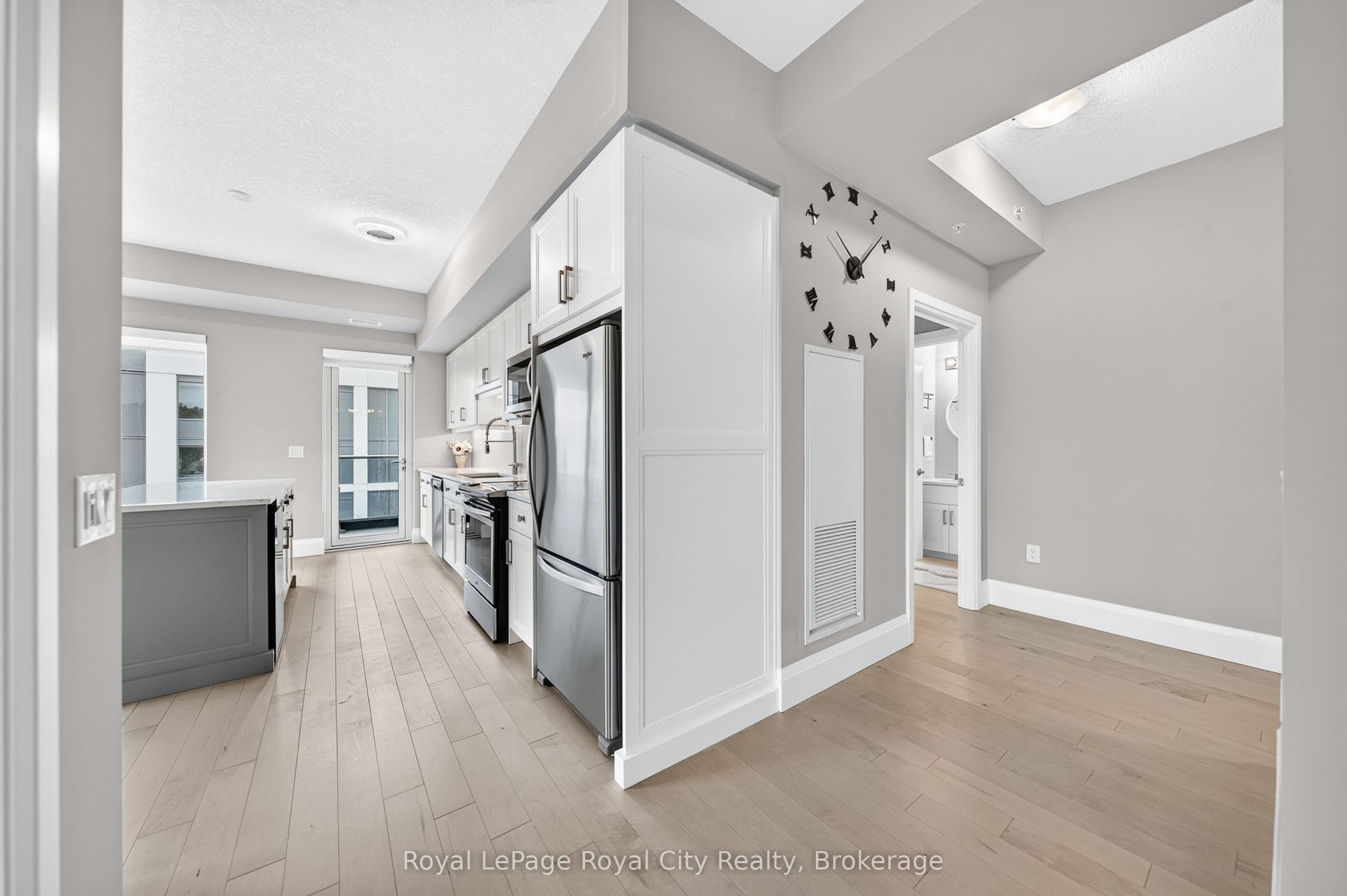 73 Arthur Street S, #504, Guelph, Wellington ON N1E 0S6 73 Arthur Street S, #504, Guelph, Wellington ON N1E 0S6