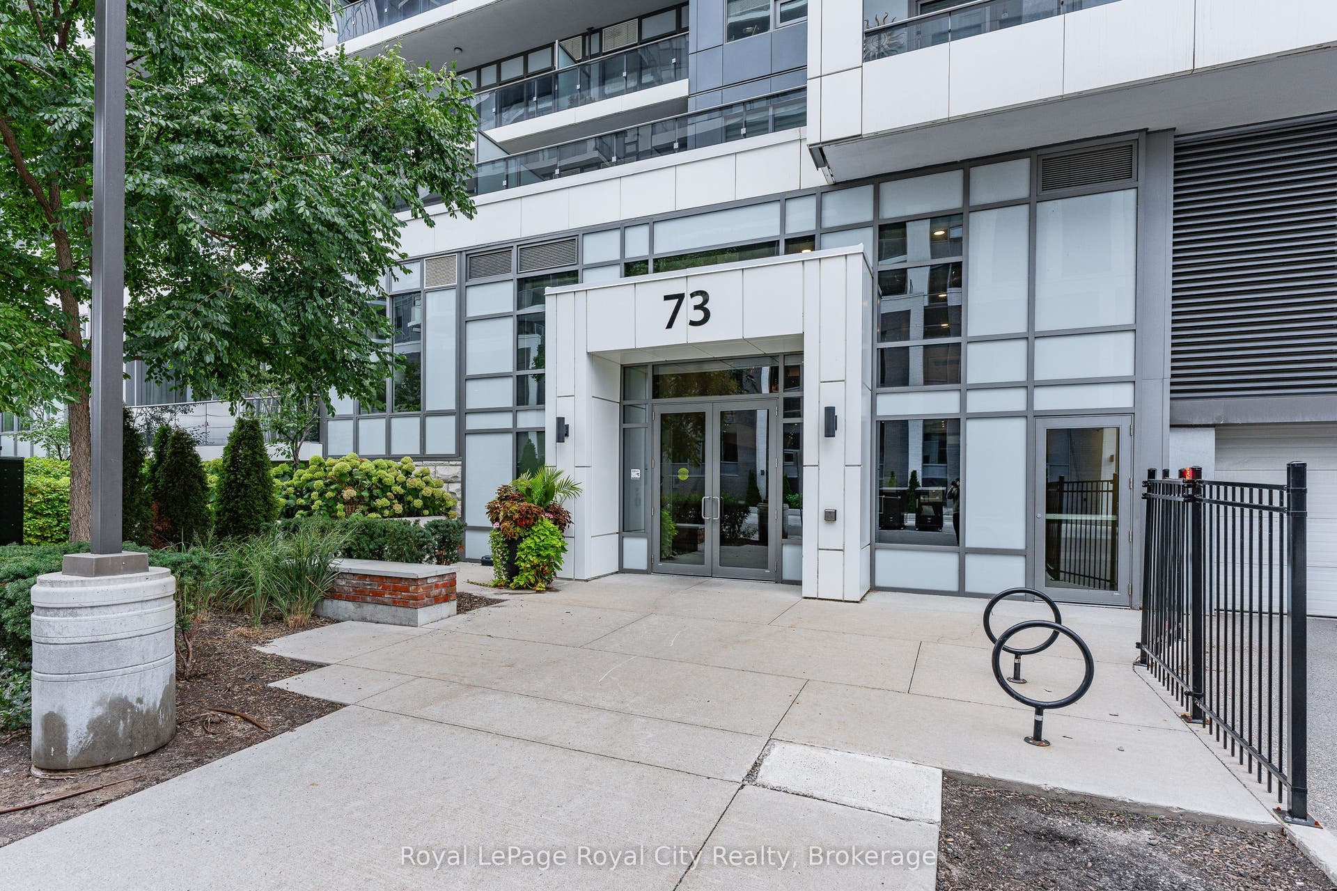 73 Arthur Street S, #504, Guelph, Wellington ON N1E 0S6 73 Arthur Street S, #504, Guelph, Wellington ON N1E 0S6