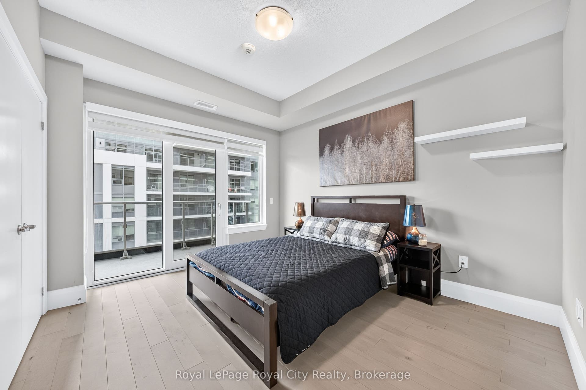 73 Arthur Street S, #504, Guelph, Wellington ON N1E 0S6 Primary Bedroom