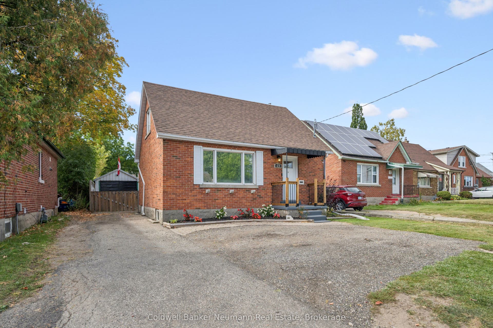 49 Edna Street, Kitchener, Waterloo ON N2H 2E2 49 Edna Street, Kitchener, Waterloo ON N2H 2E2