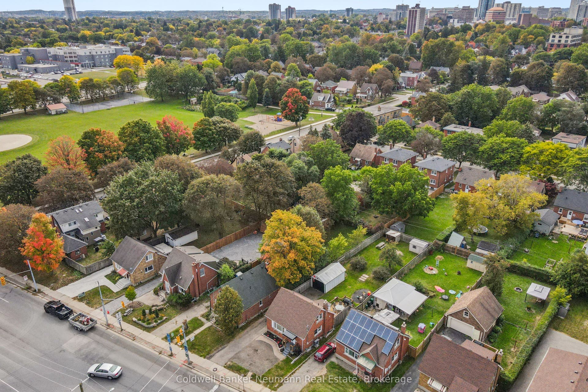 49 Edna Street, Kitchener, Waterloo ON N2H 2E2 49 Edna Street, Kitchener, Waterloo ON N2H 2E2