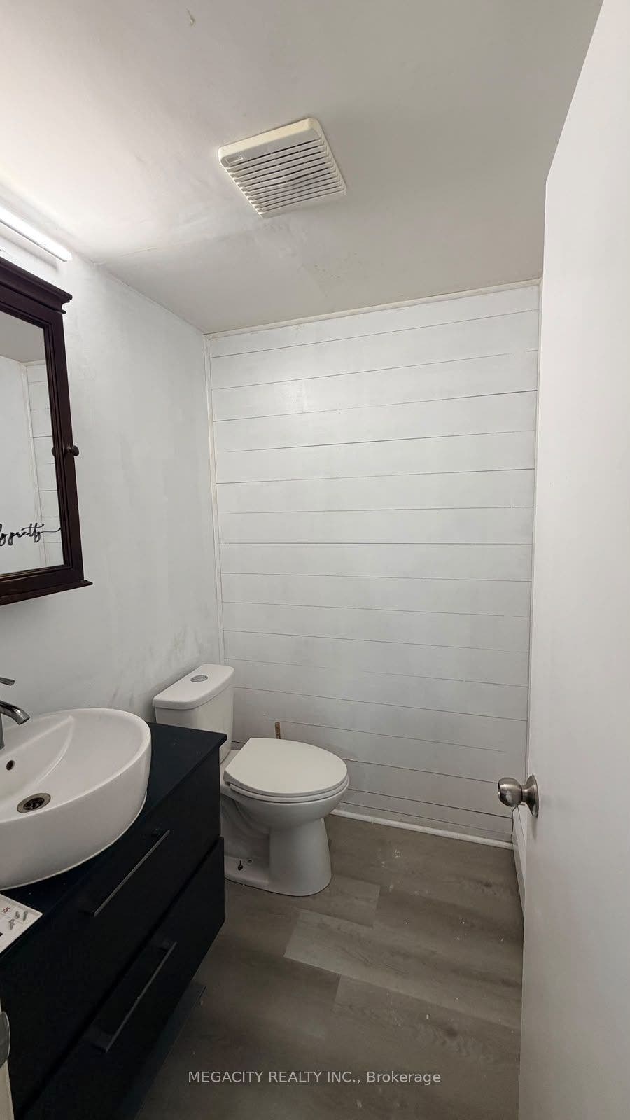 14 Chesterton Lane, Guelph, Wellington ON N1E 6T1 14 Chesterton Lane, Guelph, Wellington ON N1E 6T1