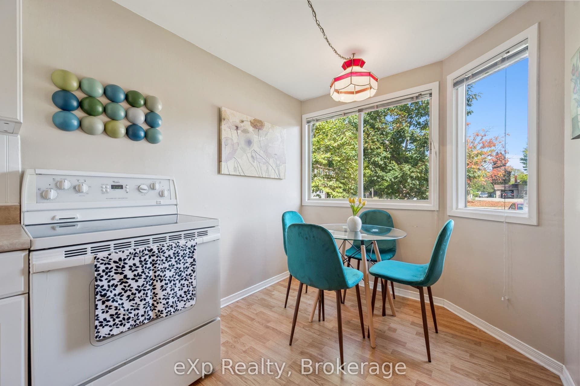 40 Silvercreek Parkway N, #44, Guelph, Wellington ON N1H 7X5 40 Silvercreek Parkway N, #44, Guelph, Wellington ON N1H 7X5