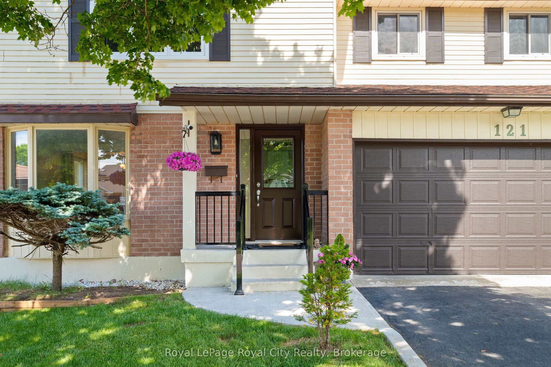 121 Imperial Road N, Guelph, Wellington ON N1H 7Z5 121 Imperial Road N, Guelph, Wellington ON N1H 7Z5