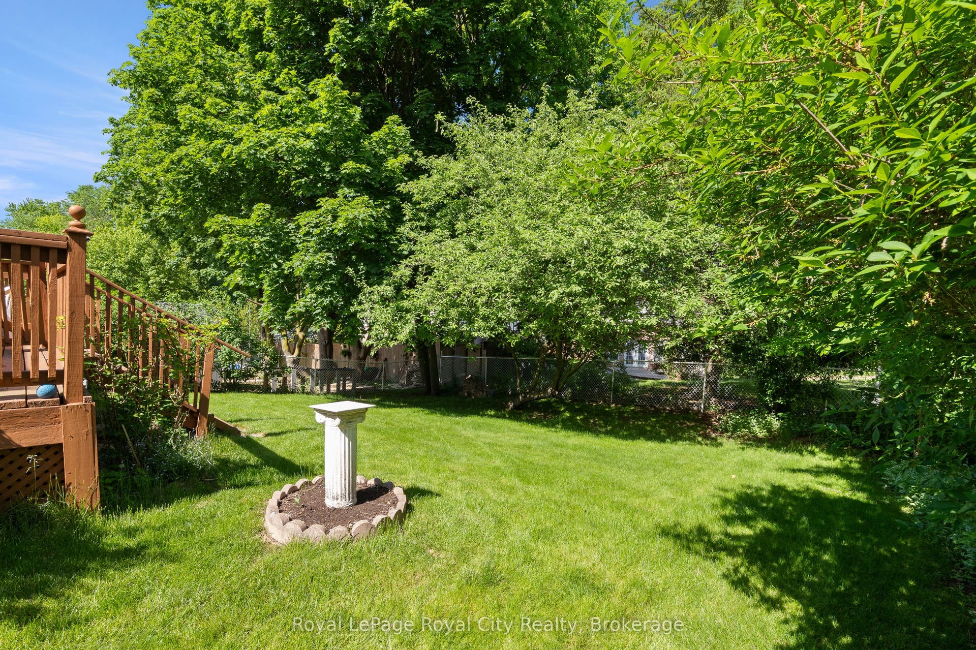 121 Imperial Road N, Guelph, Wellington ON N1H 7Z5 121 Imperial Road N, Guelph, Wellington ON N1H 7Z5