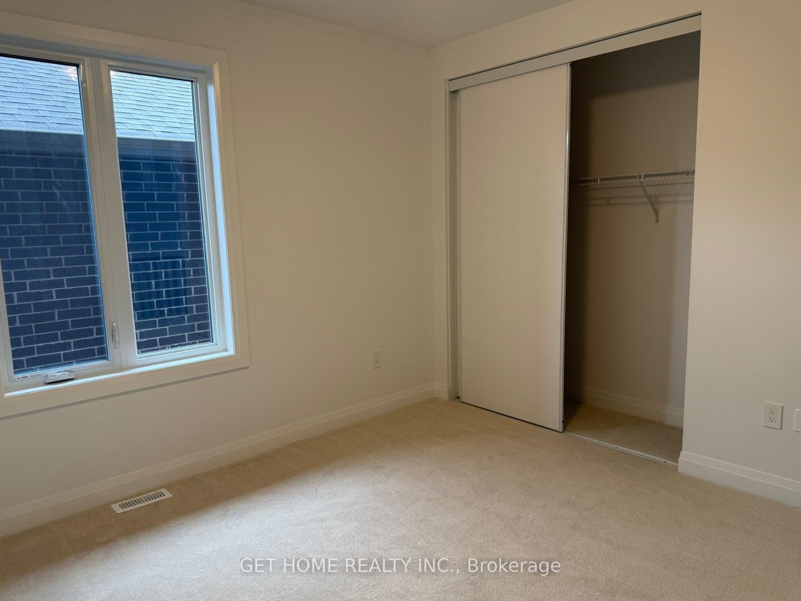 314 Millstone Street, Kitchener, Waterloo ON N2R 0V4 314 Millstone Street, Kitchener, Waterloo ON N2R 0V4