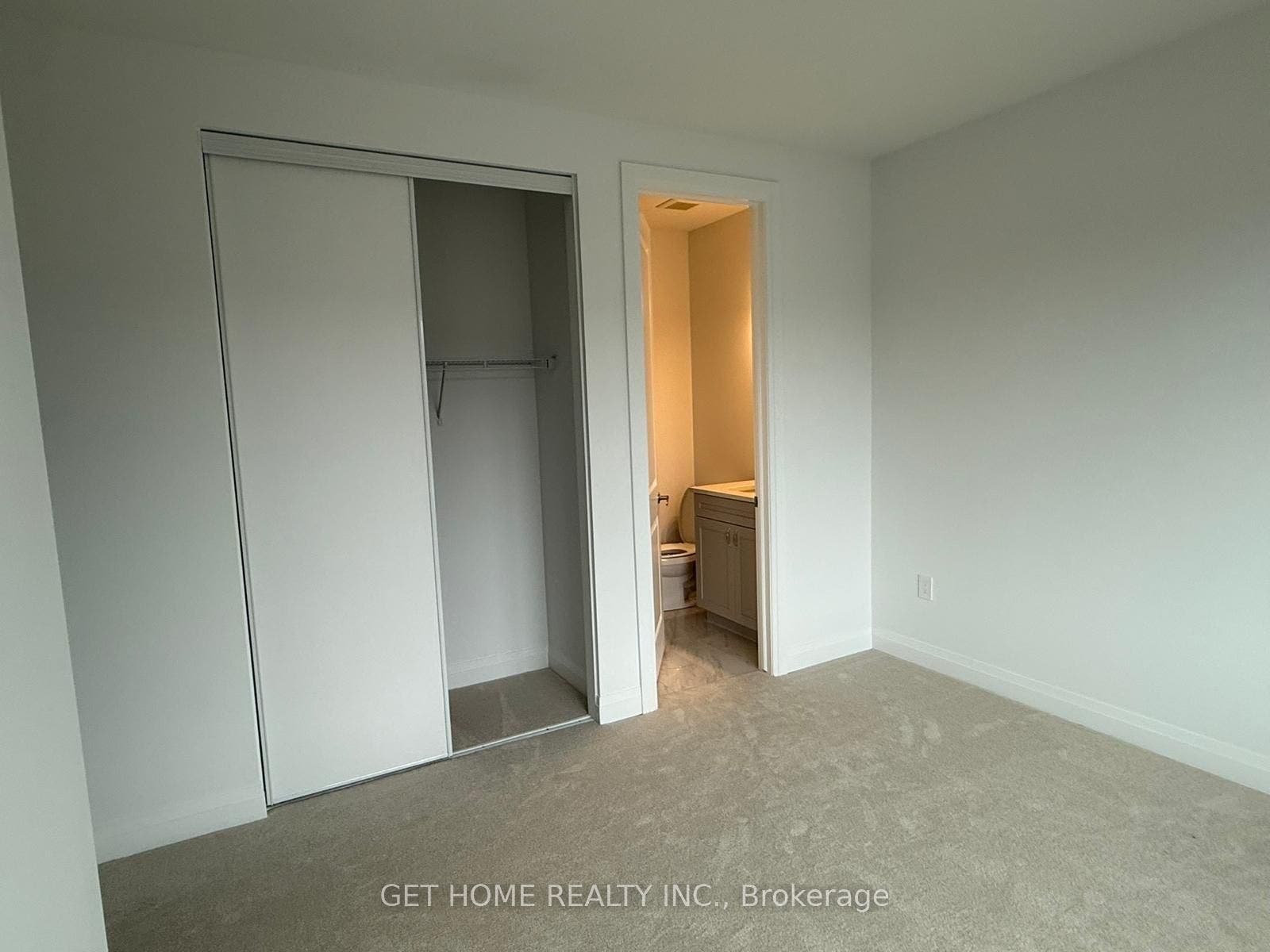 314 Millstone Street, Kitchener, Waterloo ON N2R 0V4 314 Millstone Street, Kitchener, Waterloo ON N2R 0V4