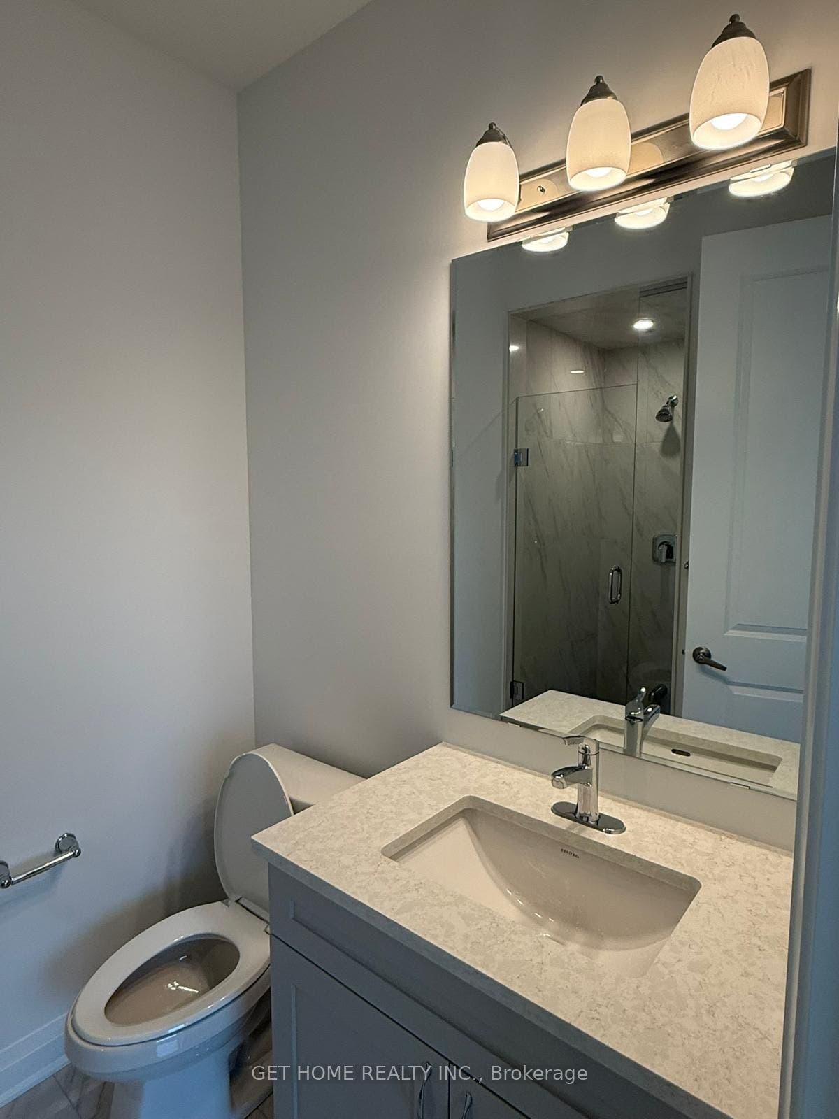 314 Millstone Street, Kitchener, Waterloo ON N2R 0V4 314 Millstone Street, Kitchener, Waterloo ON N2R 0V4