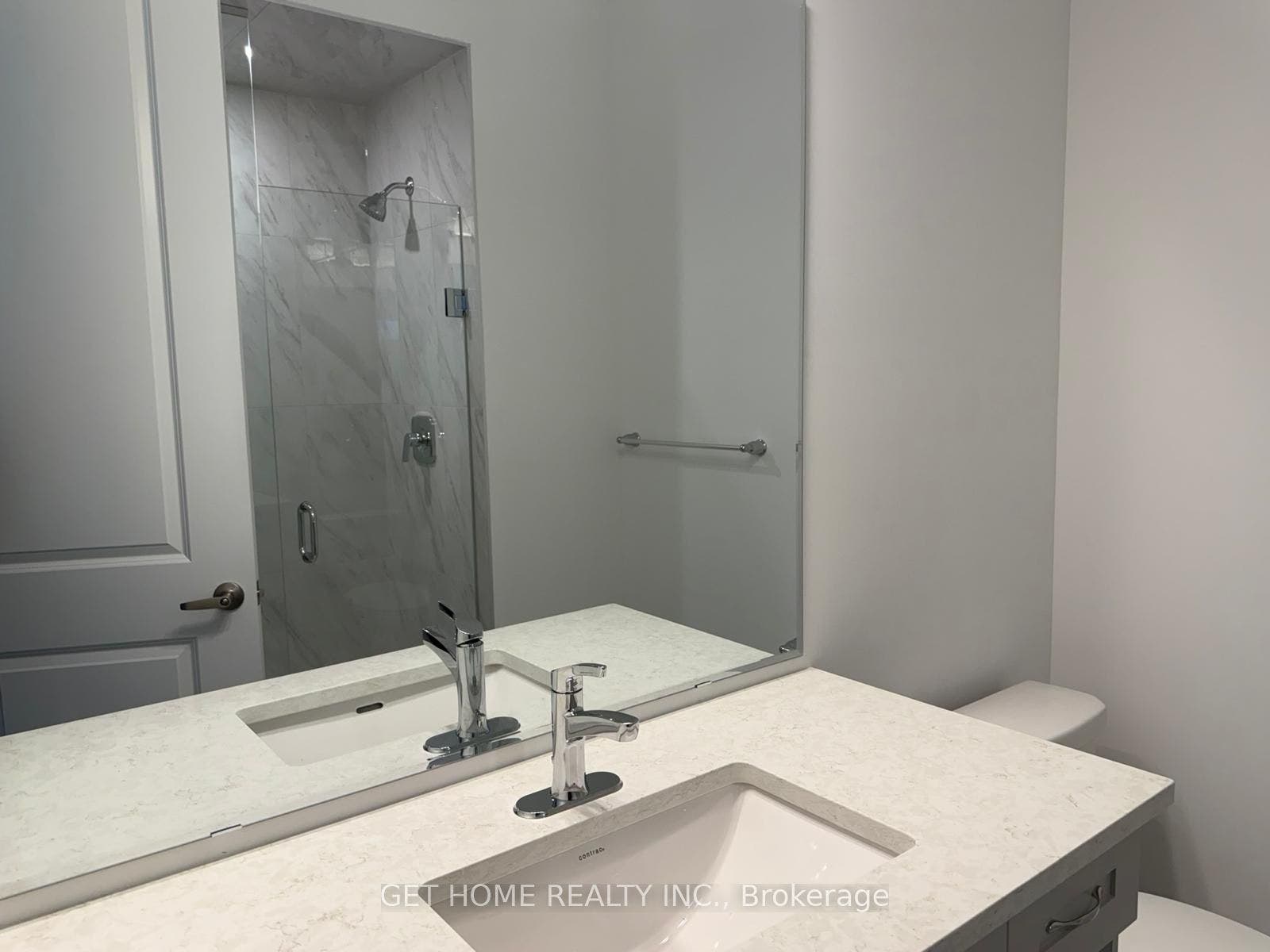 314 Millstone Street, Kitchener, Waterloo ON N2R 0V4 314 Millstone Street, Kitchener, Waterloo ON N2R 0V4