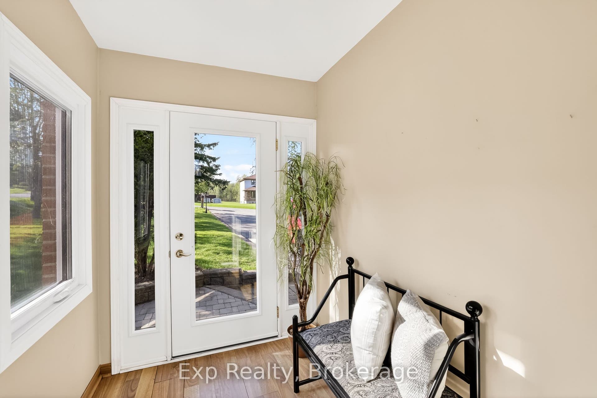 1175 Lakeshore Road, Port Hope, Northumberland ON L1A 3V7