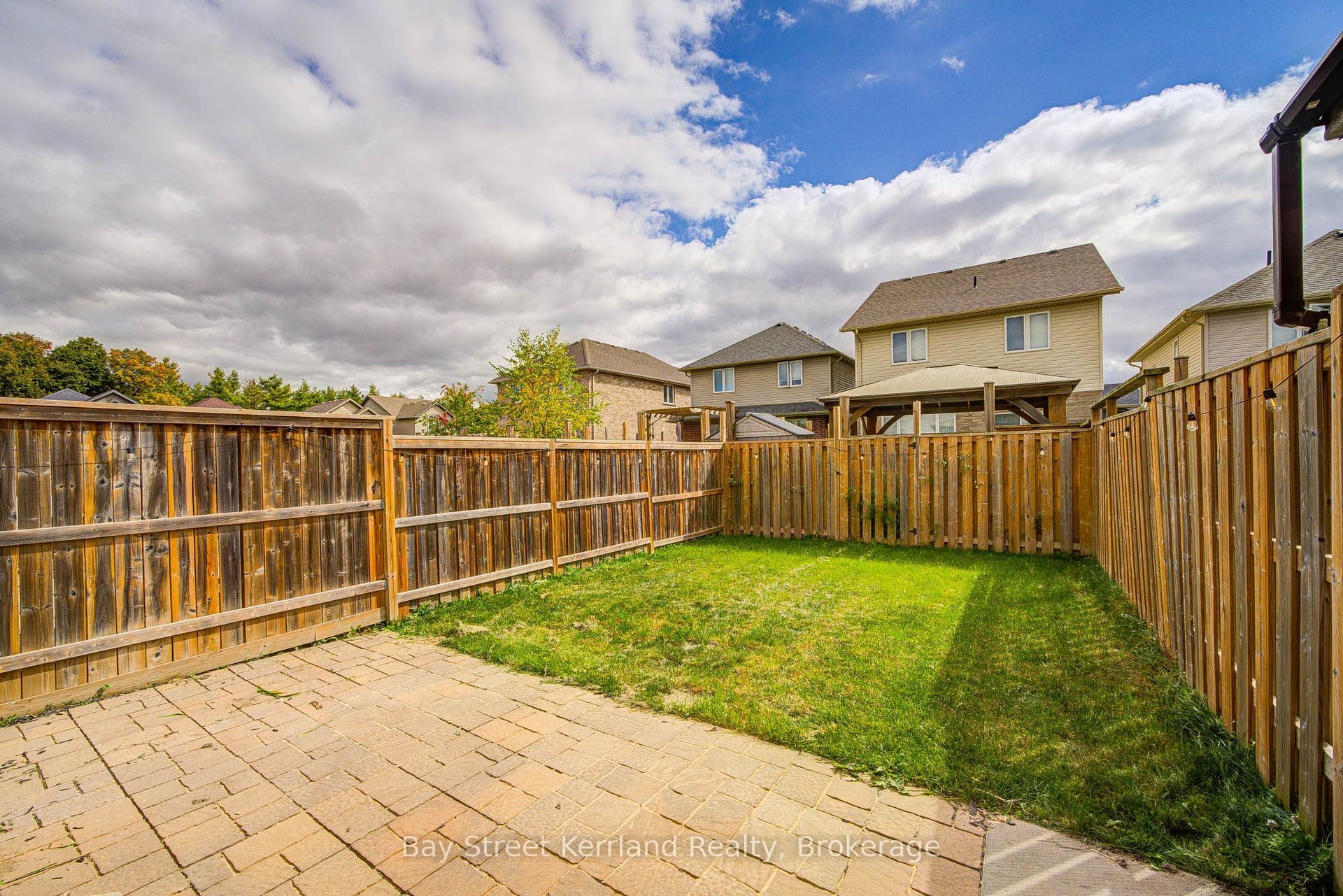 31 Marshall Drive, Guelph, Guelph, Wellington ON N1E 0K7 31 Marshall Drive, Guelph, Guelph, Wellington ON N1E 0K7