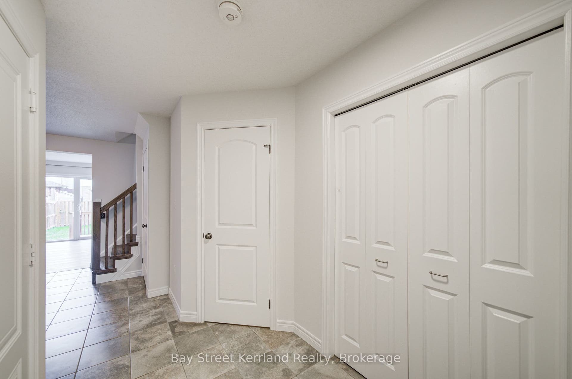 31 Marshall Drive, Guelph, Guelph, Wellington ON N1E 0K7 31 Marshall Drive, Guelph, Guelph, Wellington ON N1E 0K7