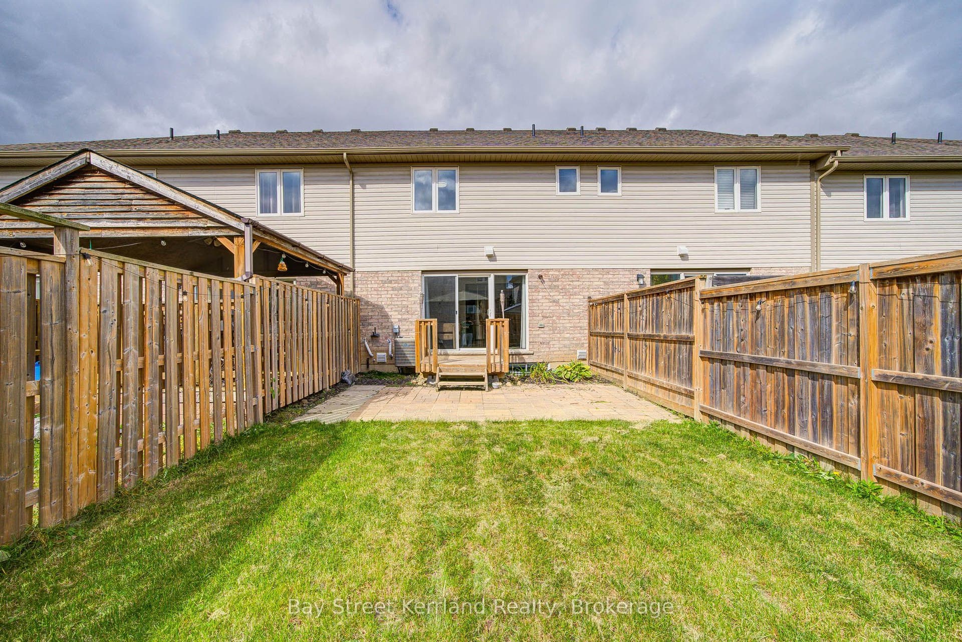 31 Marshall Drive, Guelph, Guelph, Wellington ON N1E 0K7 31 Marshall Drive, Guelph, Guelph, Wellington ON N1E 0K7