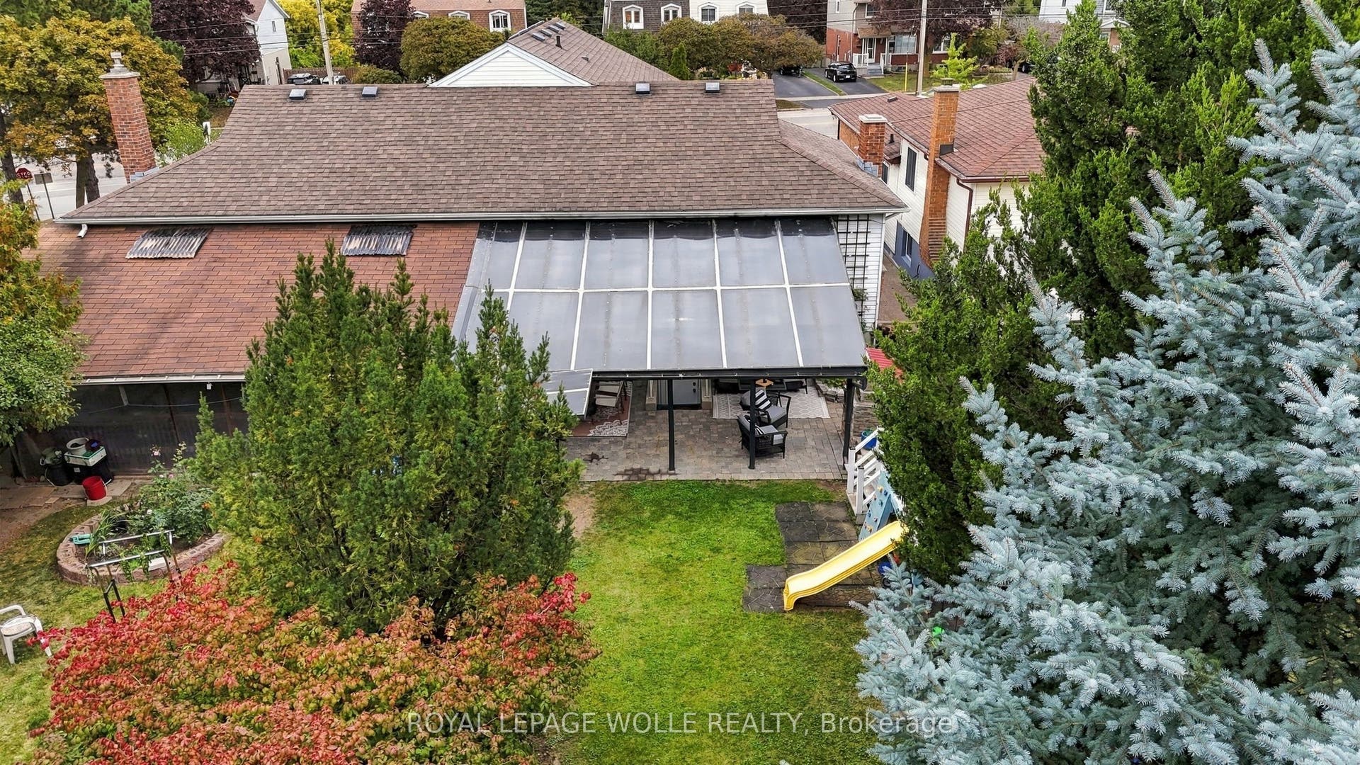 802 Strasburg Road, Kitchener, Waterloo ON N2E 2Y3 802 Strasburg Road, Kitchener, Waterloo ON N2E 2Y3