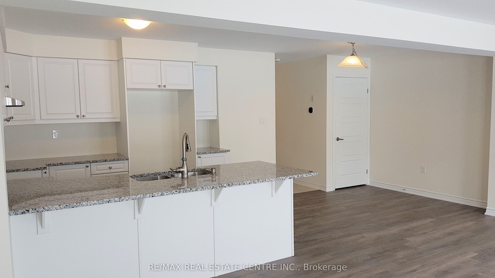 8 Watermill Street, Kitchener, Kitchener, Waterloo ON N2P 0H5 8 Watermill Street, Kitchener, Kitchener, Waterloo ON N2P 0H5