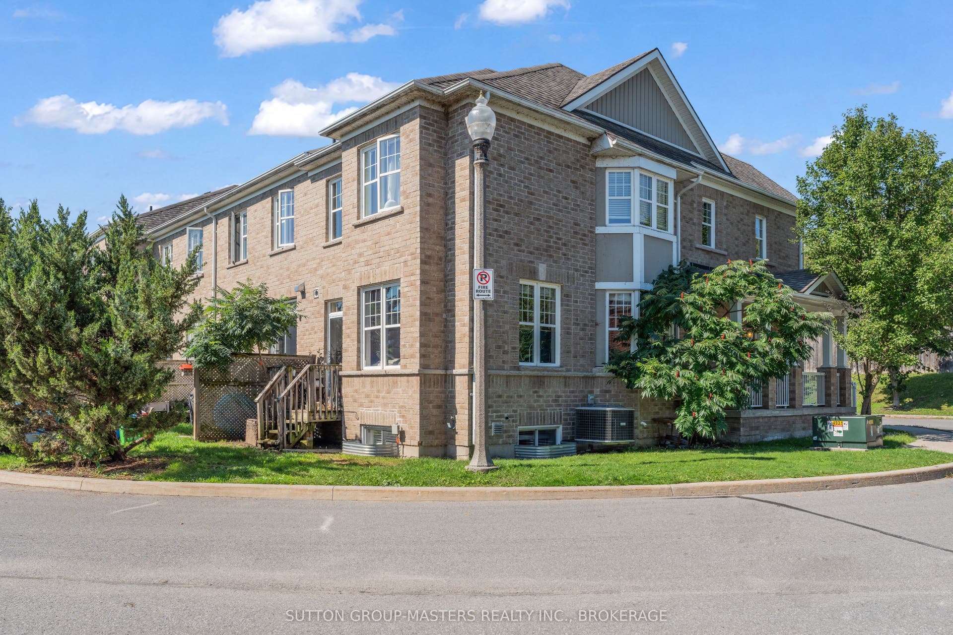 901 Newmarket Lane, Kingston, Frontenac ON K7K 6K7 901 Newmarket Lane, Kingston, Frontenac ON K7K 6K7