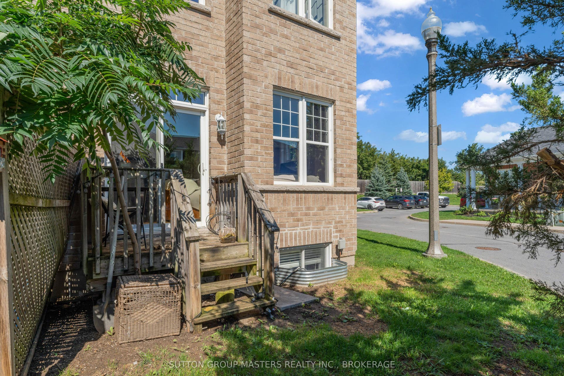 901 Newmarket Lane, Kingston, Frontenac ON K7K 6K7 901 Newmarket Lane, Kingston, Frontenac ON K7K 6K7