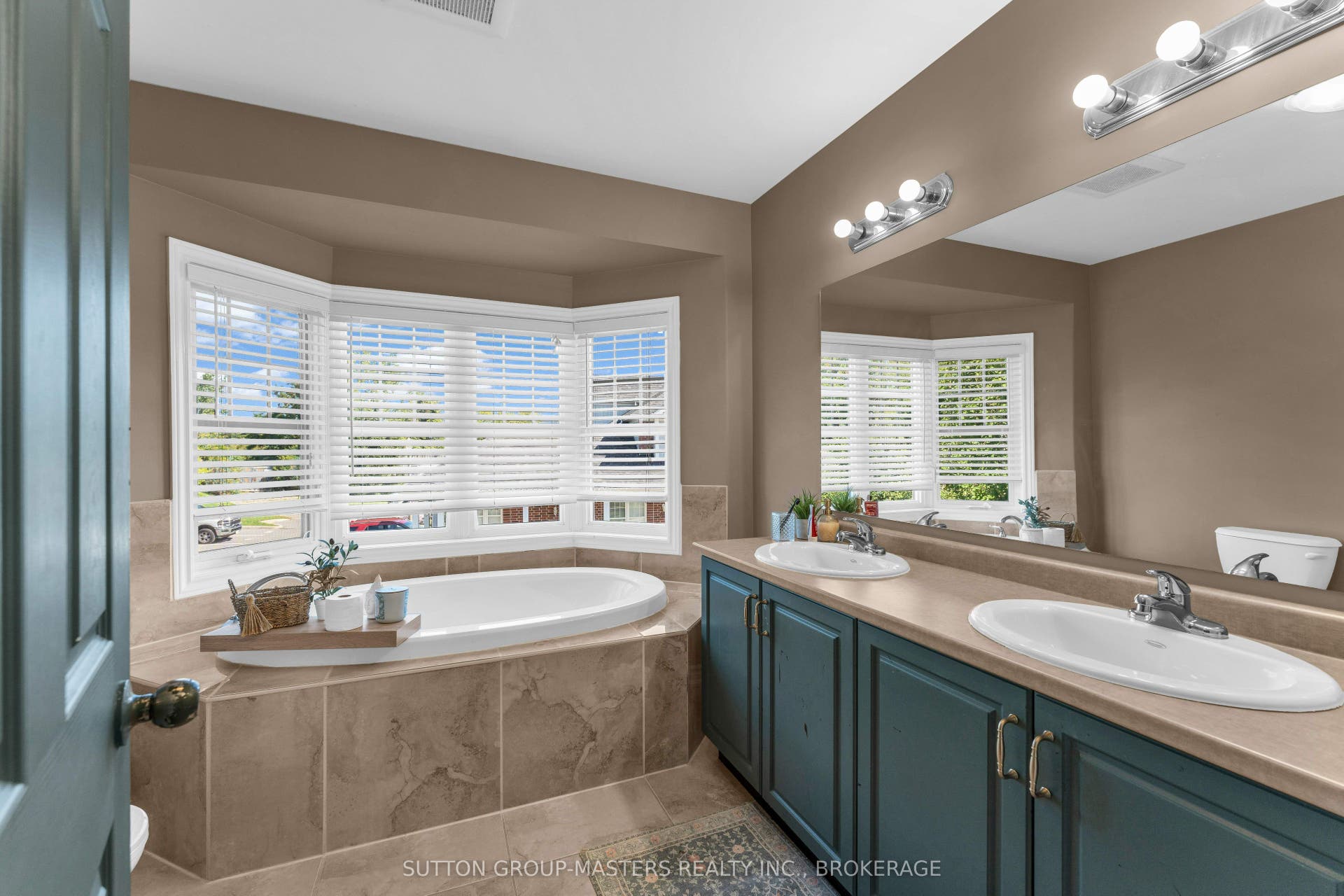 901 Newmarket Lane, Kingston, Frontenac ON K7K 6K7 901 Newmarket Lane, Kingston, Frontenac ON K7K 6K7