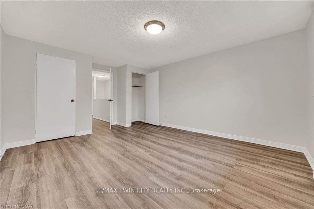 655 Albert Street, #C, Waterloo, Waterloo ON N2L 3V5 655 Albert Street, #C, Waterloo, Waterloo ON N2L 3V5