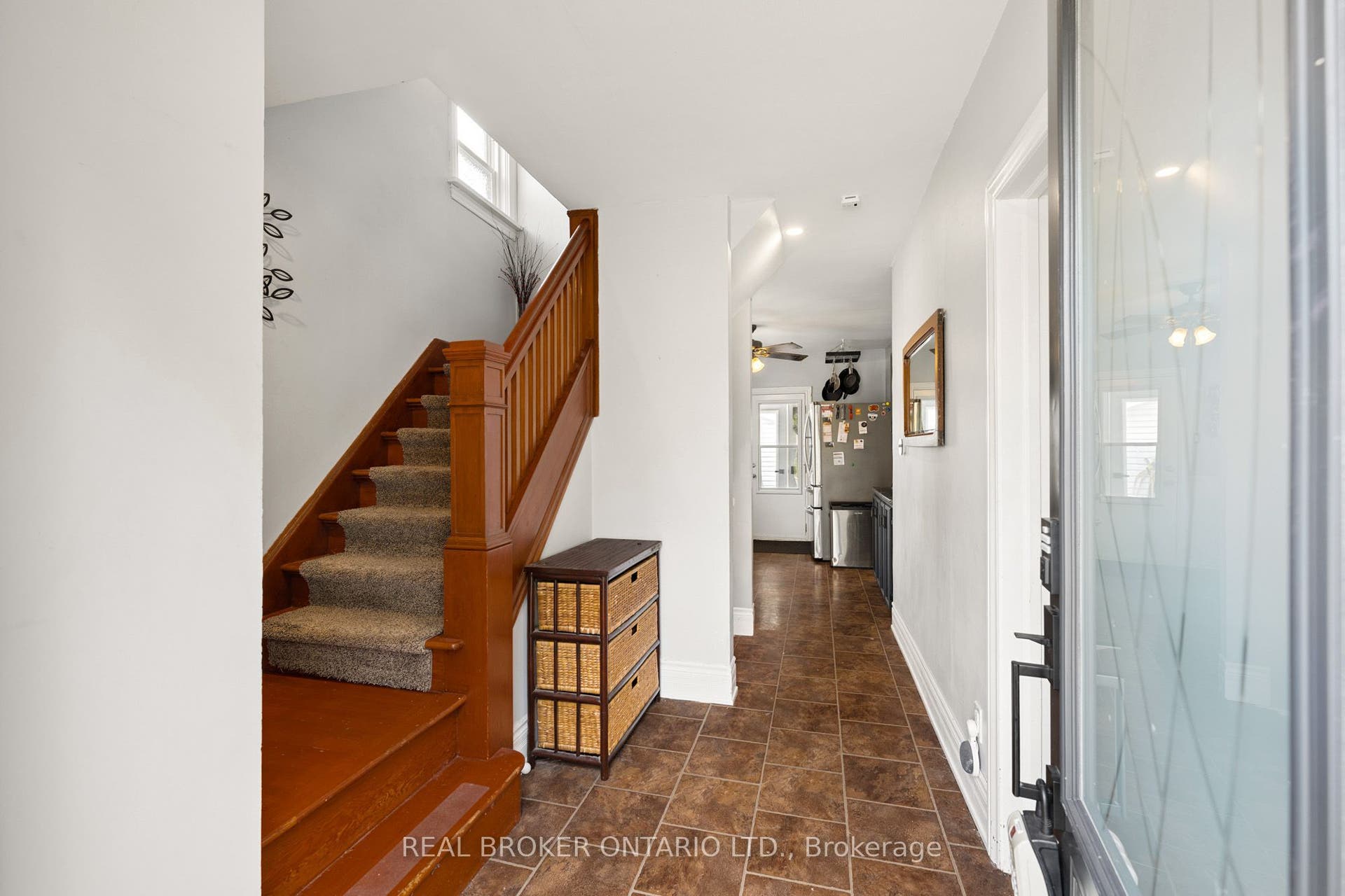 69 Talbot Street, Kitchener, Waterloo ON N2M 2A8 69 Talbot Street, Kitchener, Waterloo ON N2M 2A8
