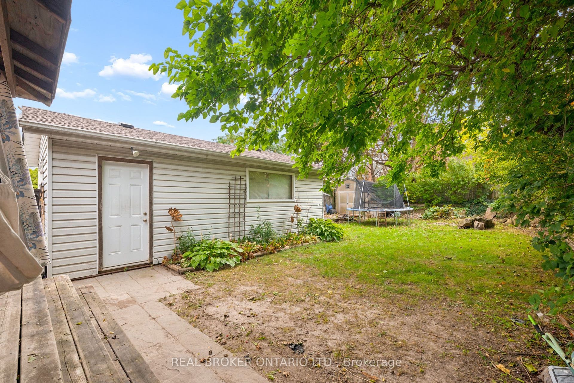 69 Talbot Street, Kitchener, Waterloo ON N2M 2A8 69 Talbot Street, Kitchener, Waterloo ON N2M 2A8
